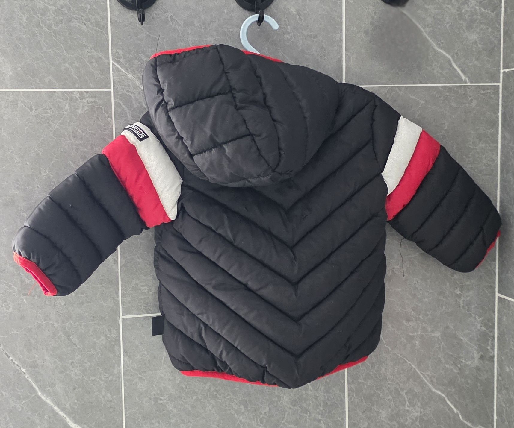 Spyder NWOT Spyder Infant Boys Puffer Jacket Black Red 18 Months Size US XXS / EU 40 - 2 Thumbnail