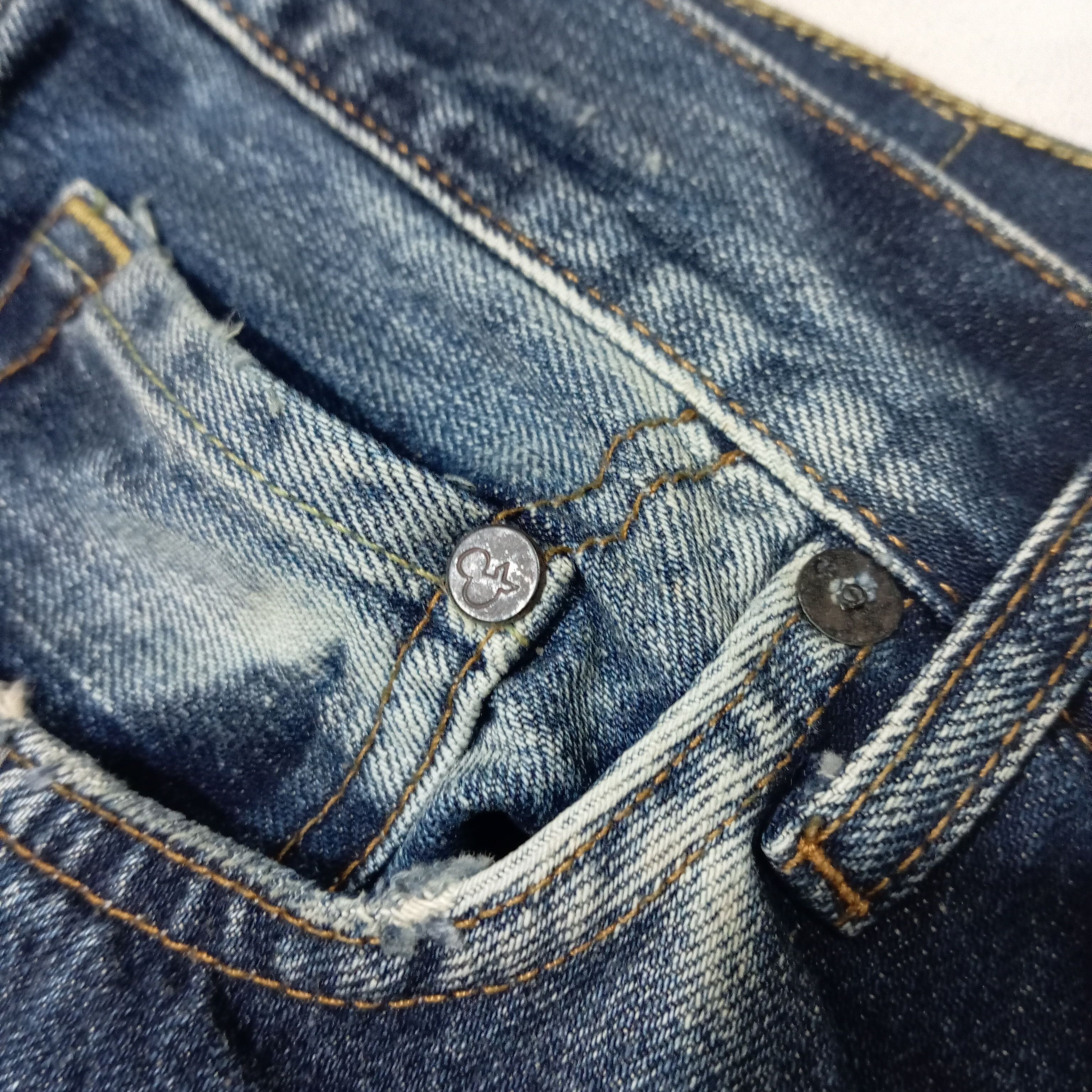 H&M H&M Bleach Distressed Denim Pants Size US 41 - 4 Thumbnail