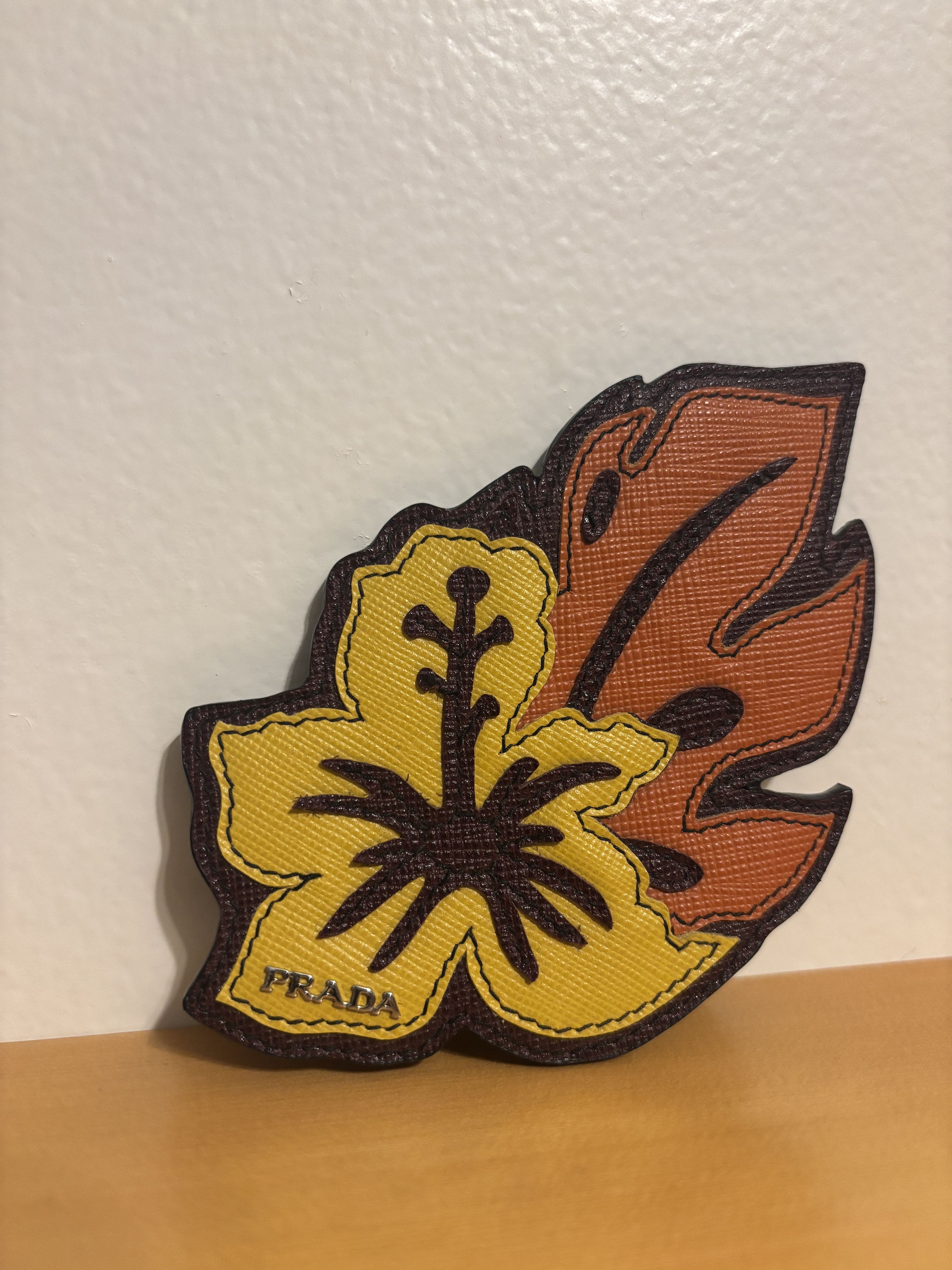 Prada Velcro Leather Prada Flower Patch / Floral Patches Size ONE SIZE - 2 Thumbnail