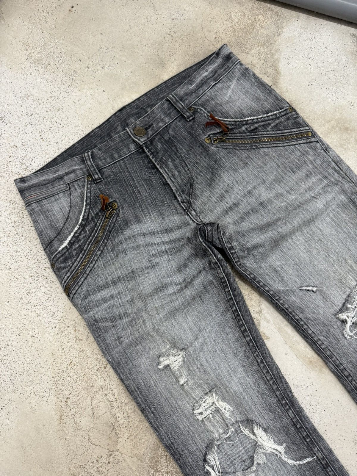 Nicole Club Monsieur Nicole 1974 Whisker Straight Leg Distressed Pants Size US 32 / EU 48 - 3 Thumbnail