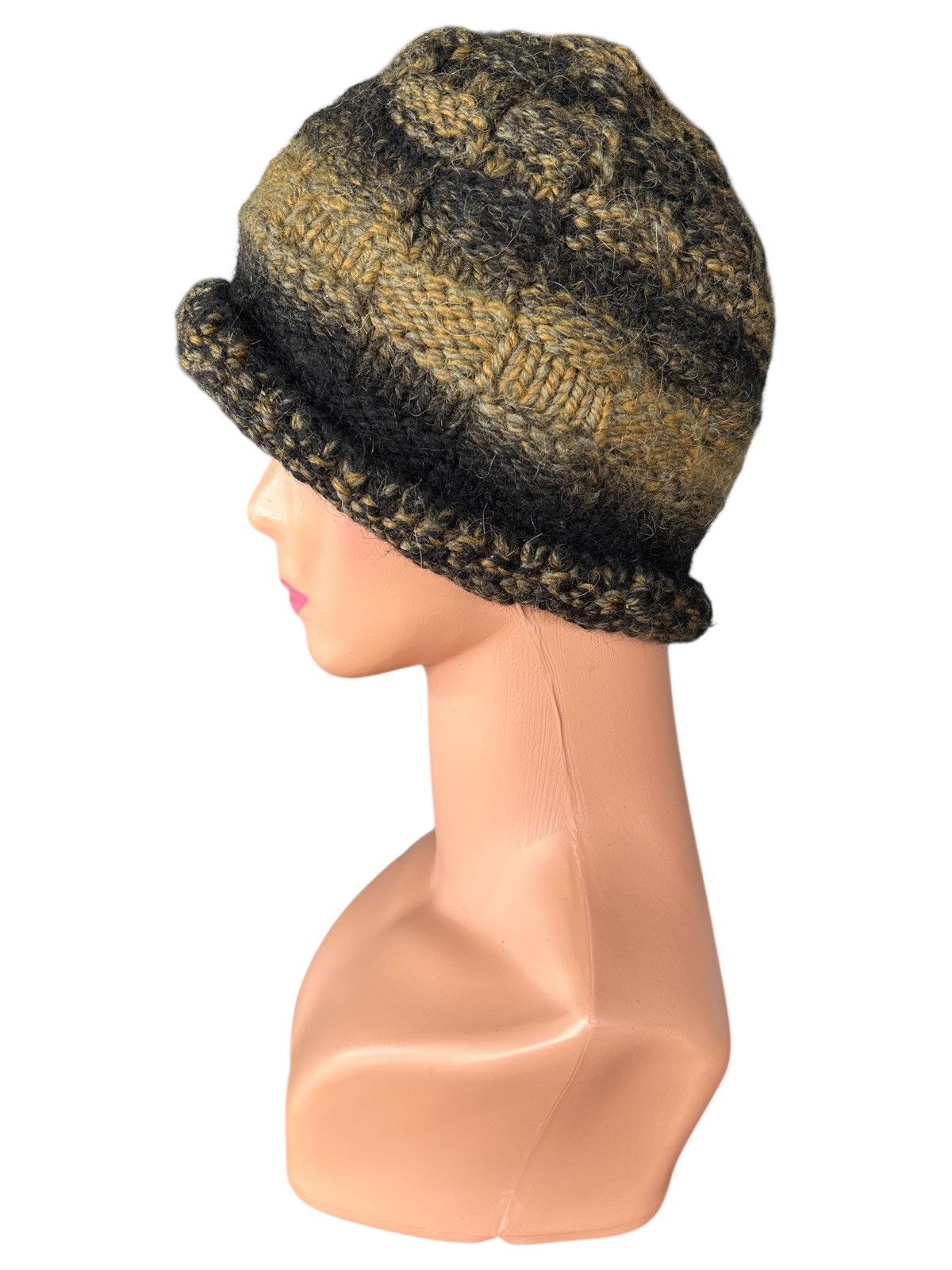 Kapital Crochet Knitted Handmade Beanie Hats Size ONE SIZE - 1 Thumbnail