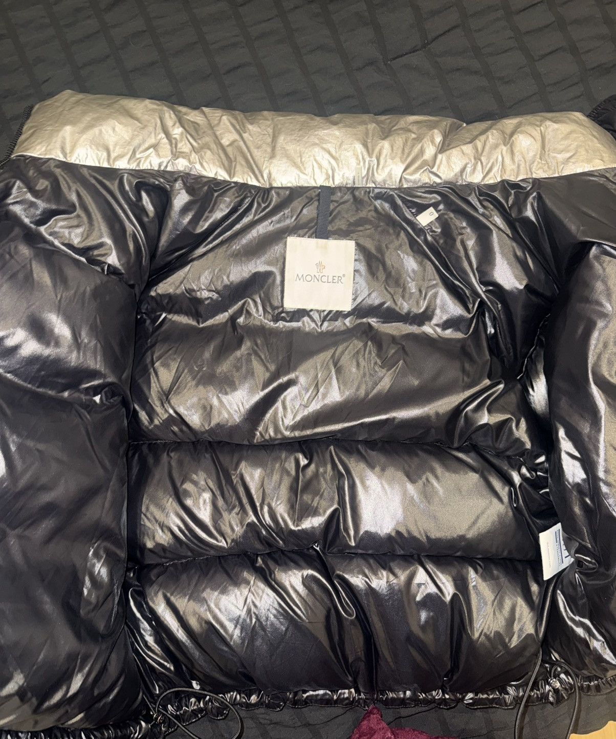 Moncler Moncler Metallic Puffer Jacket Silver/Black Size US S / EU 44-46 / 1 - 4 Thumbnail