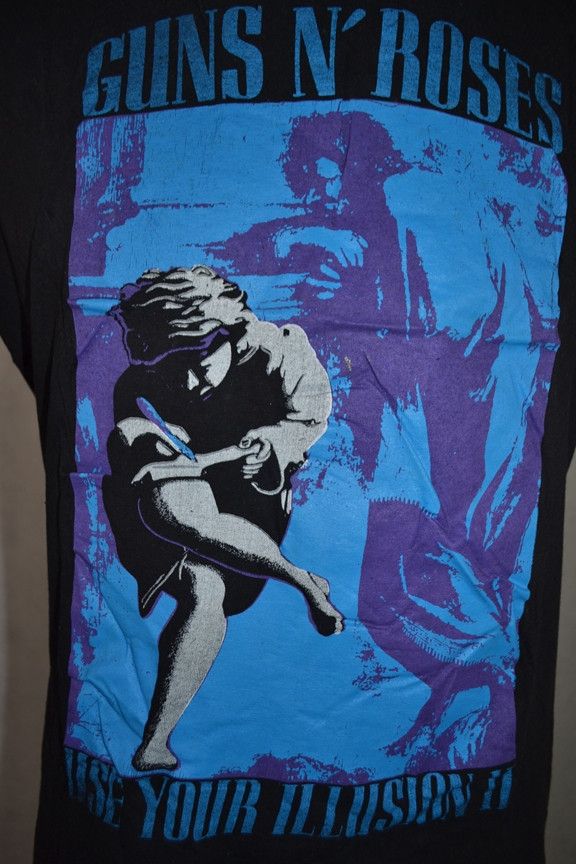 Band Tees Vintage 1991 Guns N' Roses Use Your Illusion t-shirt Size US M / EU 48-50 / 2 - 9 Thumbnail