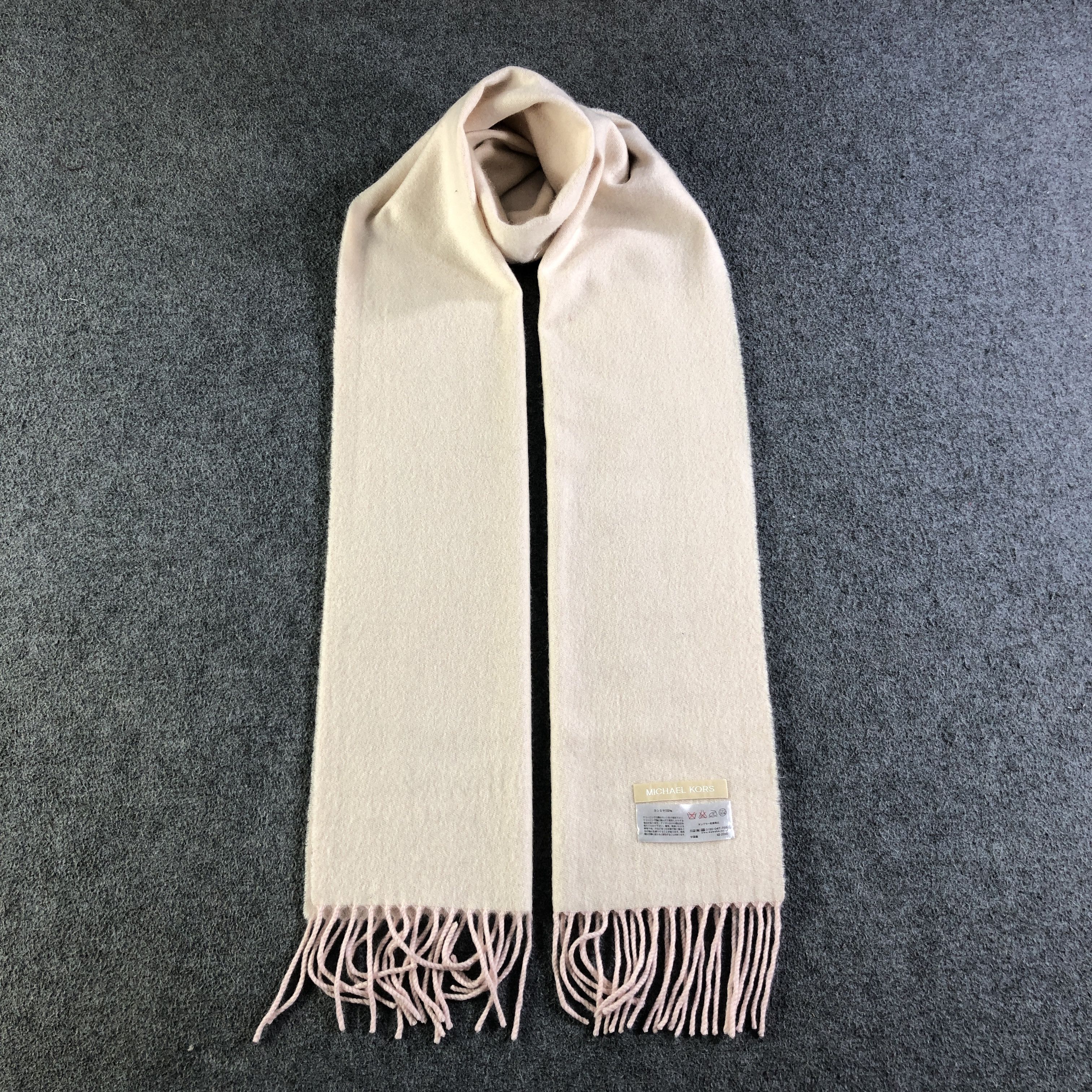 Michael Kors Michael Kors Cashmere Scarf Muffler Neckwear V2612 Size ONE SIZE - 1 Thumbnail