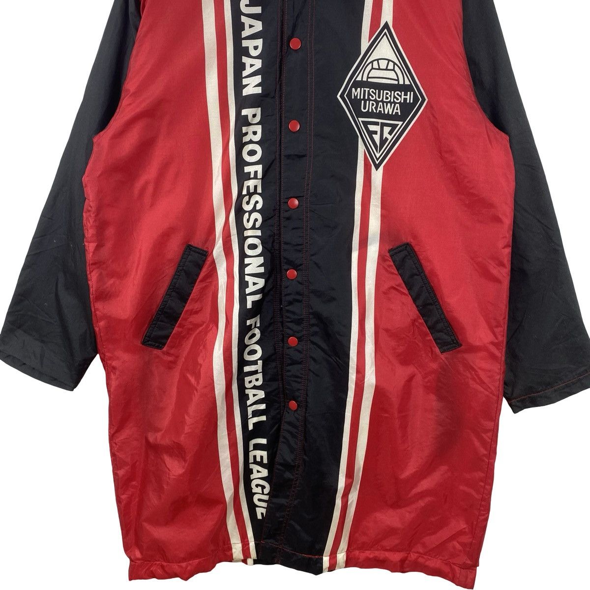 Vintage Vintage J.LEAGUE OFFICIAL Category Mitsubishi Urawa FC Japan Size US XXL / EU 58 / 5 - 6 Thumbnail