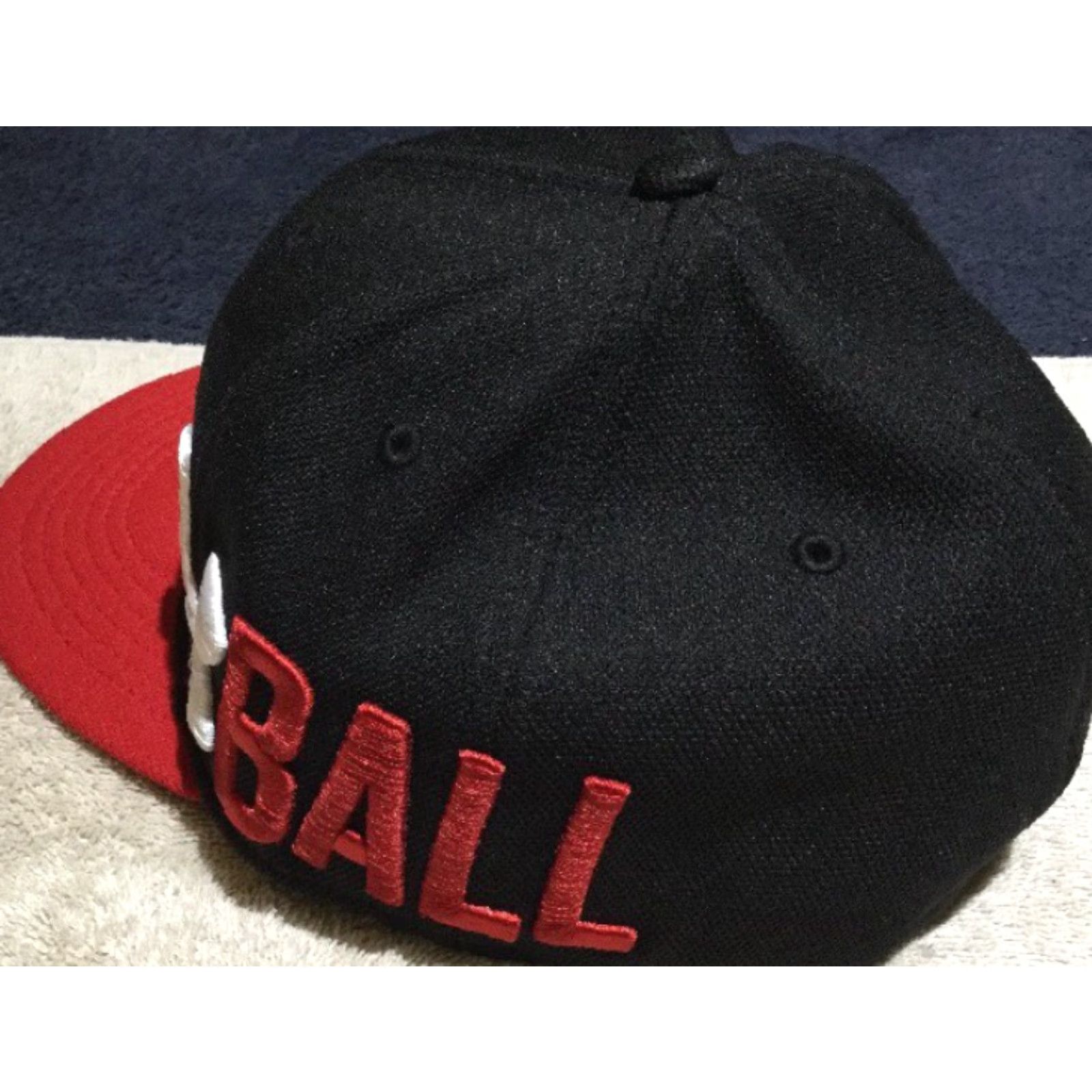 Under Armour VINTAGE Under Armour Baseball Cap Men One Size Black Red Stretch Fit Sports Hat Size ONE SIZE - 3 Thumbnail