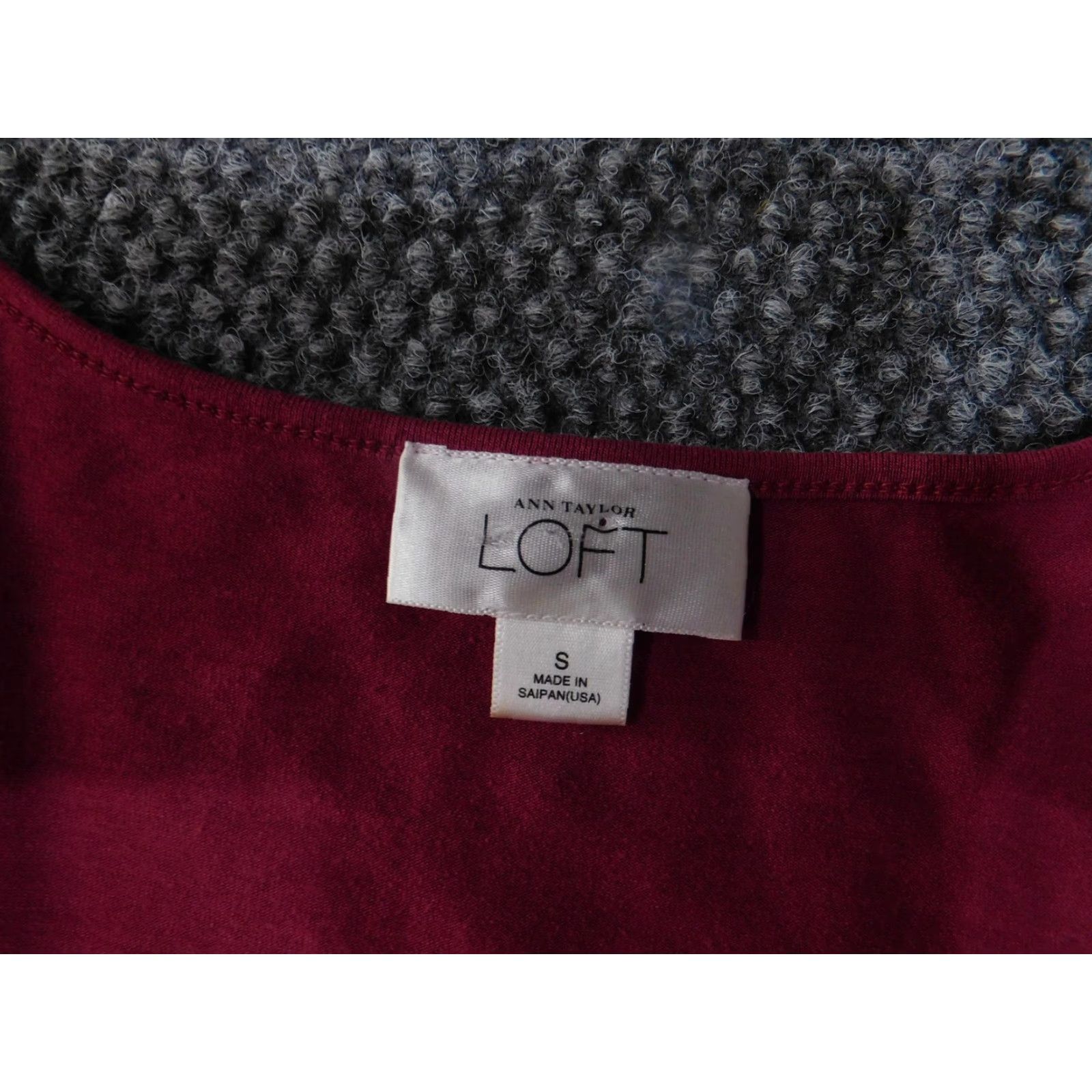 Loft **Loft Women's Red Long Sleeve Scoop Neck Stretch Top Small** User: **Loft Women's Small Red Long Sleeve Scoop Neck Stretch Top** Size S / US 4 / IT 40 - 4 Thumbnail