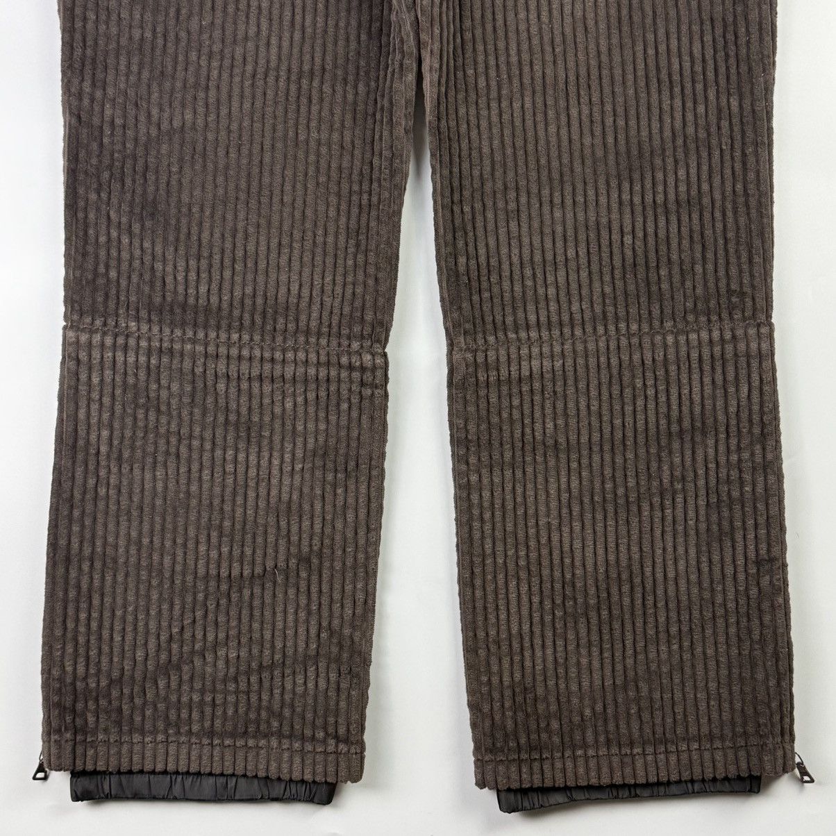 Prada Prada - Red Tab Corduroy Nylon Pants Size US 34 / EU 50 - 14 Thumbnail