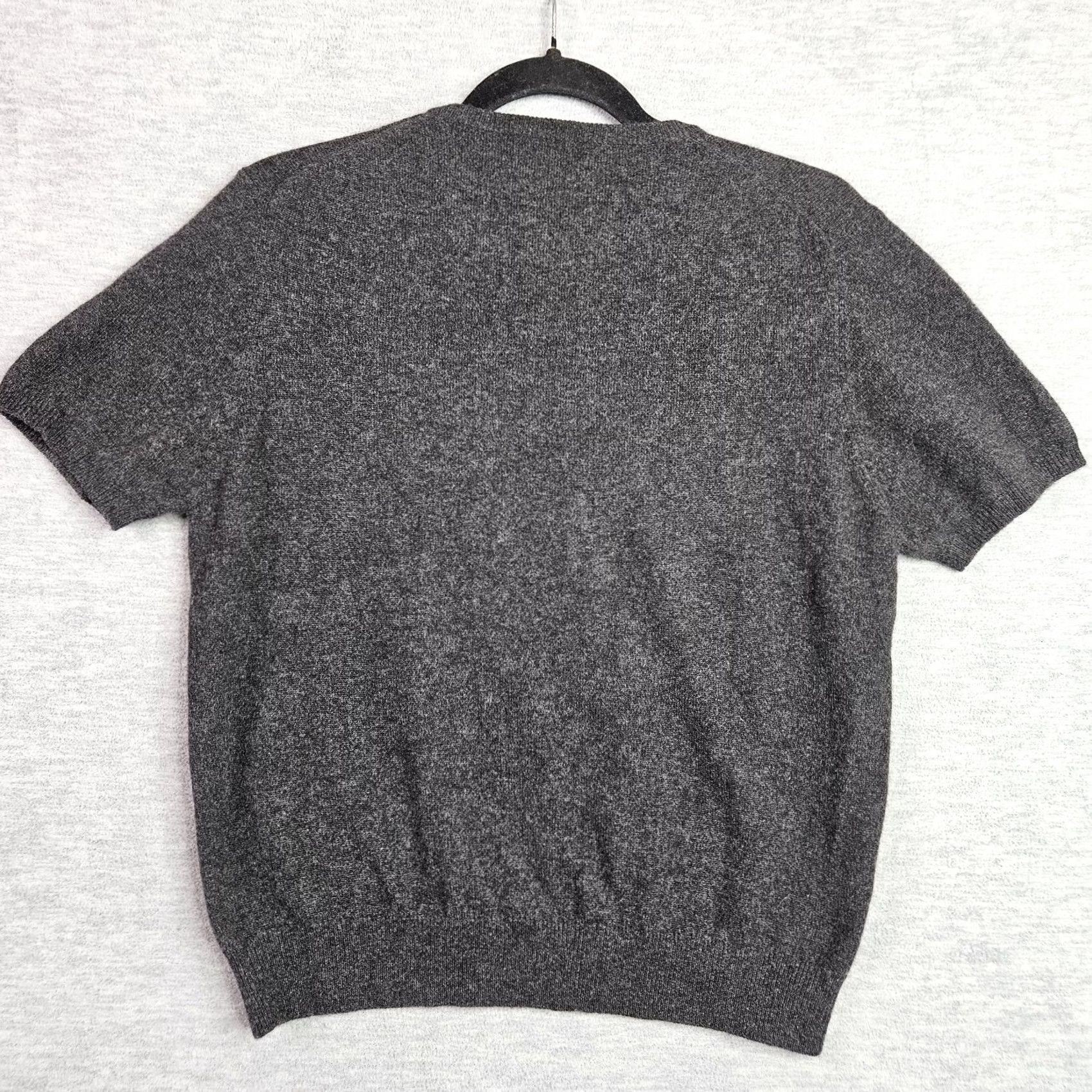 Vintage Country Shop Sweatshirt? No, Cardigan. women's Casual Crew Neck Short Sleeve Gray Cashmere Knit L measurements Size L / US 10 / IT 46 - 2 Thumbnail