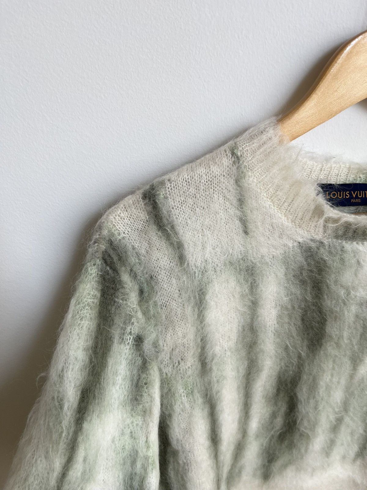 Louis Vuitton Louis Vuitton SS19 Plain Rainbow Dyed Mohair Sweater Size US S / EU 44-46 / 1 - 8 Thumbnail