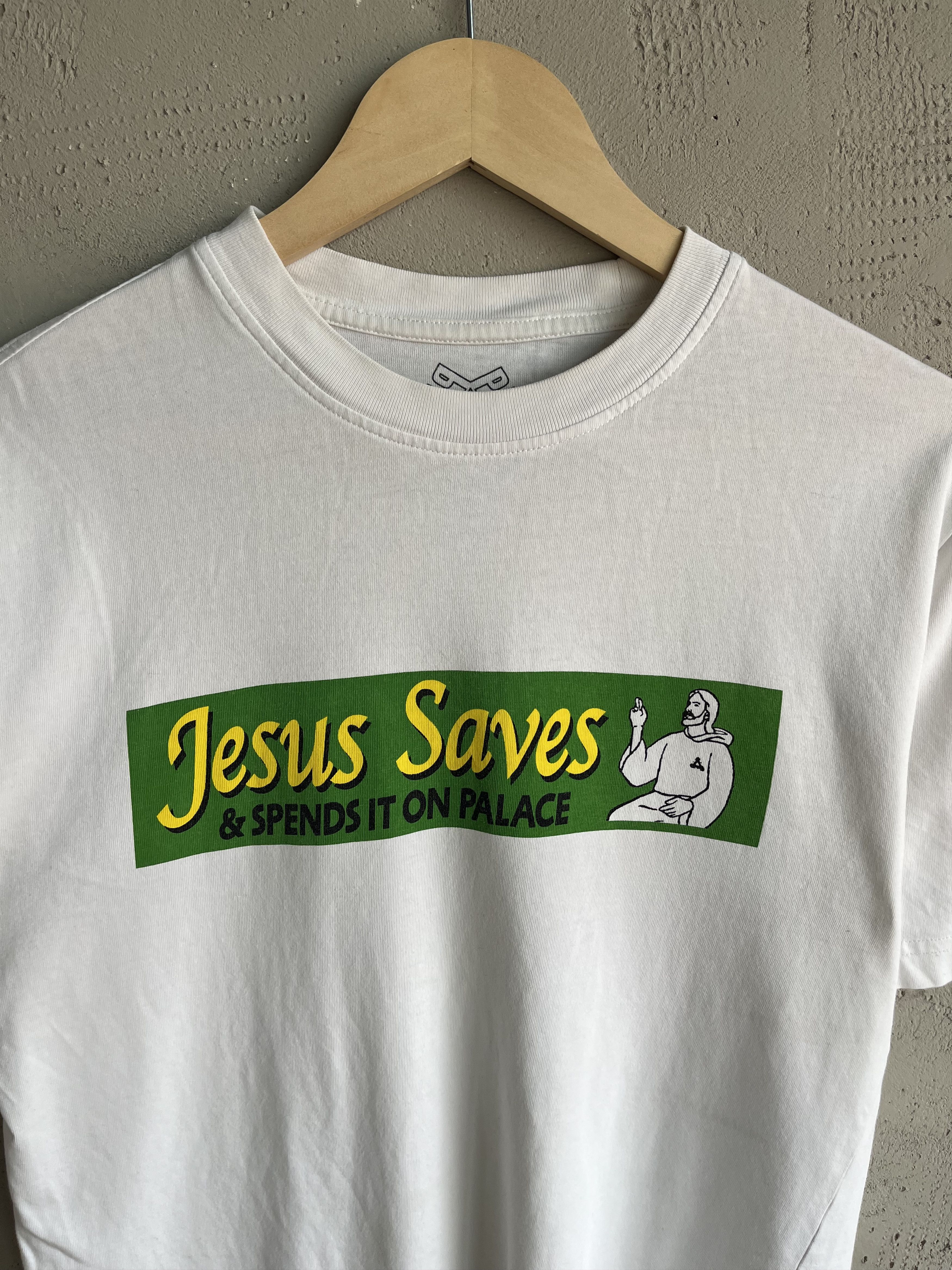 Palace Palace Skateboarding Jesus Saves Y2K Rare Japanese T Shirt Size US S / EU 44-46 / 1 - 2 Thumbnail