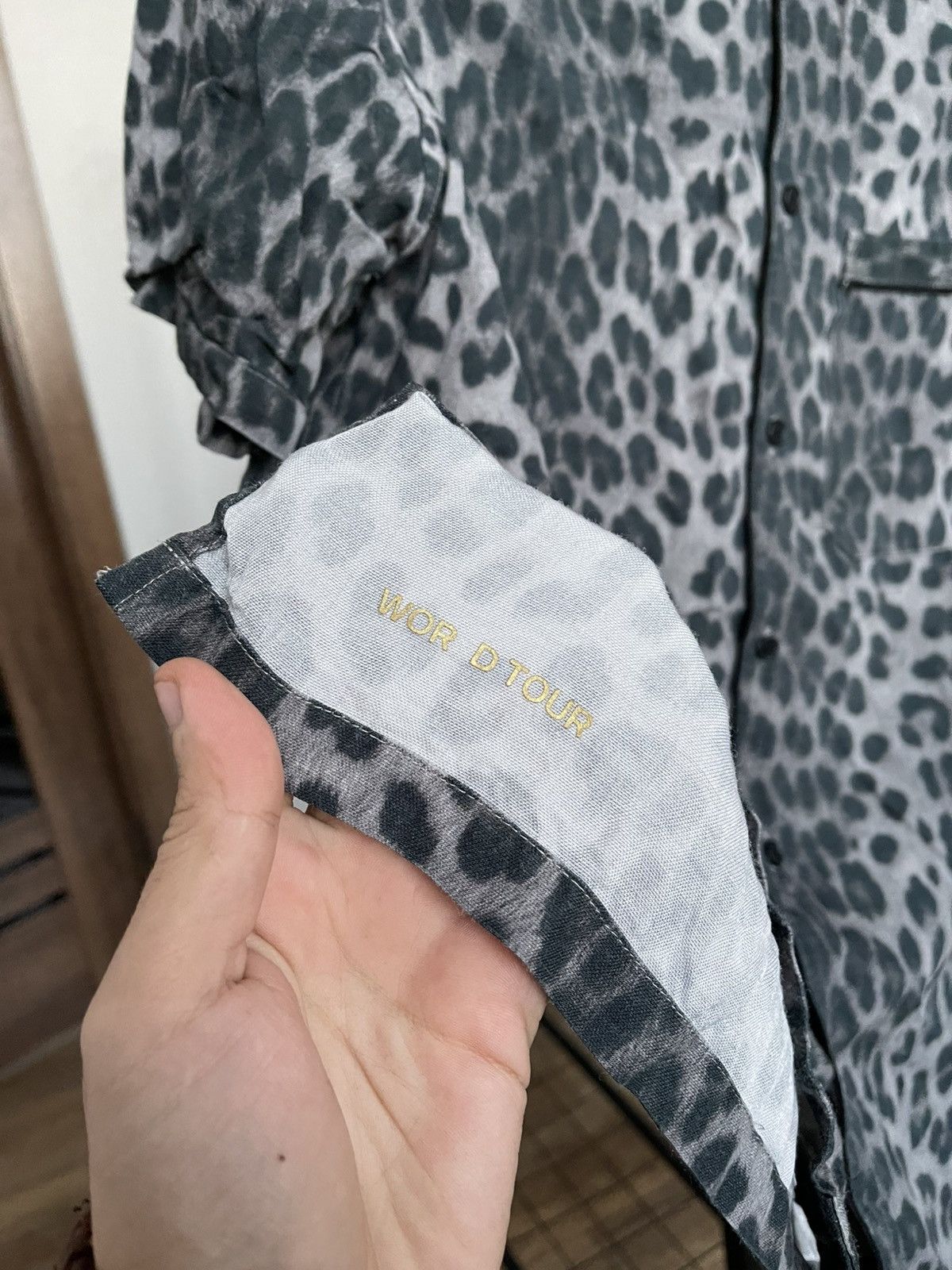 Ksubi Ksubi Leopard Shirt Button Up World Tour Size US M / EU 48-50 / 2 - 14 Thumbnail