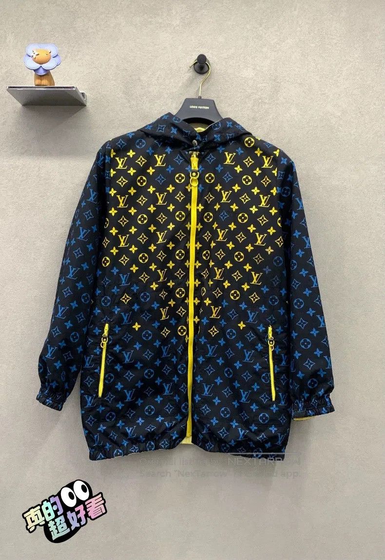 Louis Vuitton Louis Vuitton Logo full print presbyopia hooded jacket Size XXS / US 00 / IT 34 - 1 Thumbnail