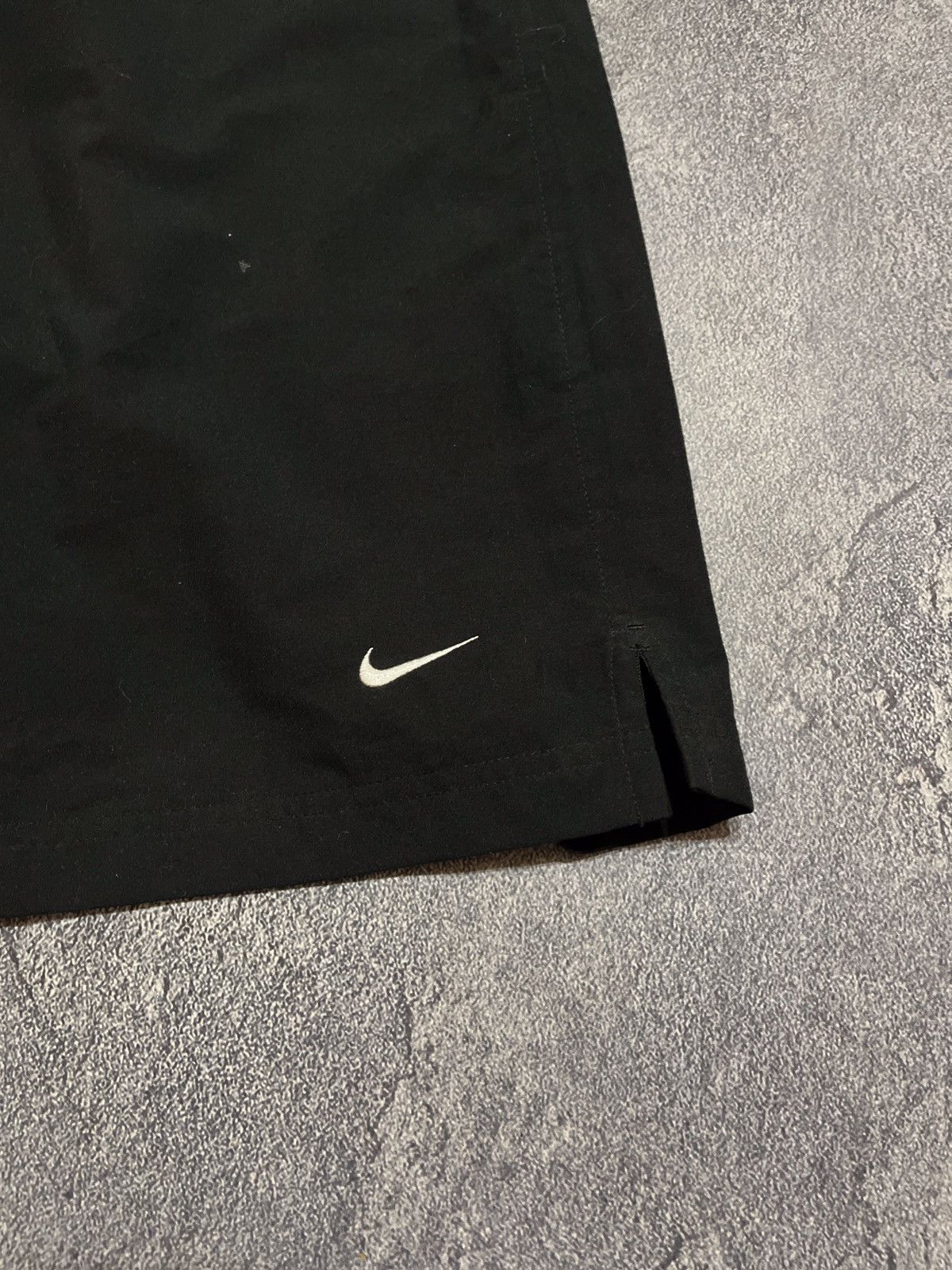 Nike × Vintage Vintage Nike shorts streetwear swoosh Y2k size L Size US 36 / EU 52 - 4 Thumbnail