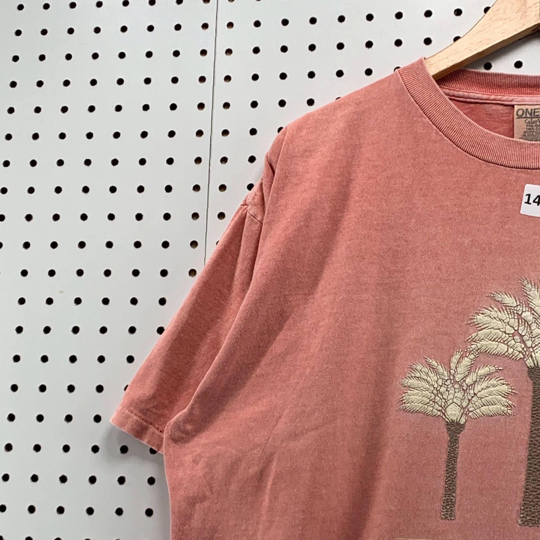 Vintage VINTAGE Oneita Palm Beach Shirt Adult XL Pink Short Sleeve Single Stitch 90s Mens Size US XL / EU 56 / 4 - 4 Thumbnail