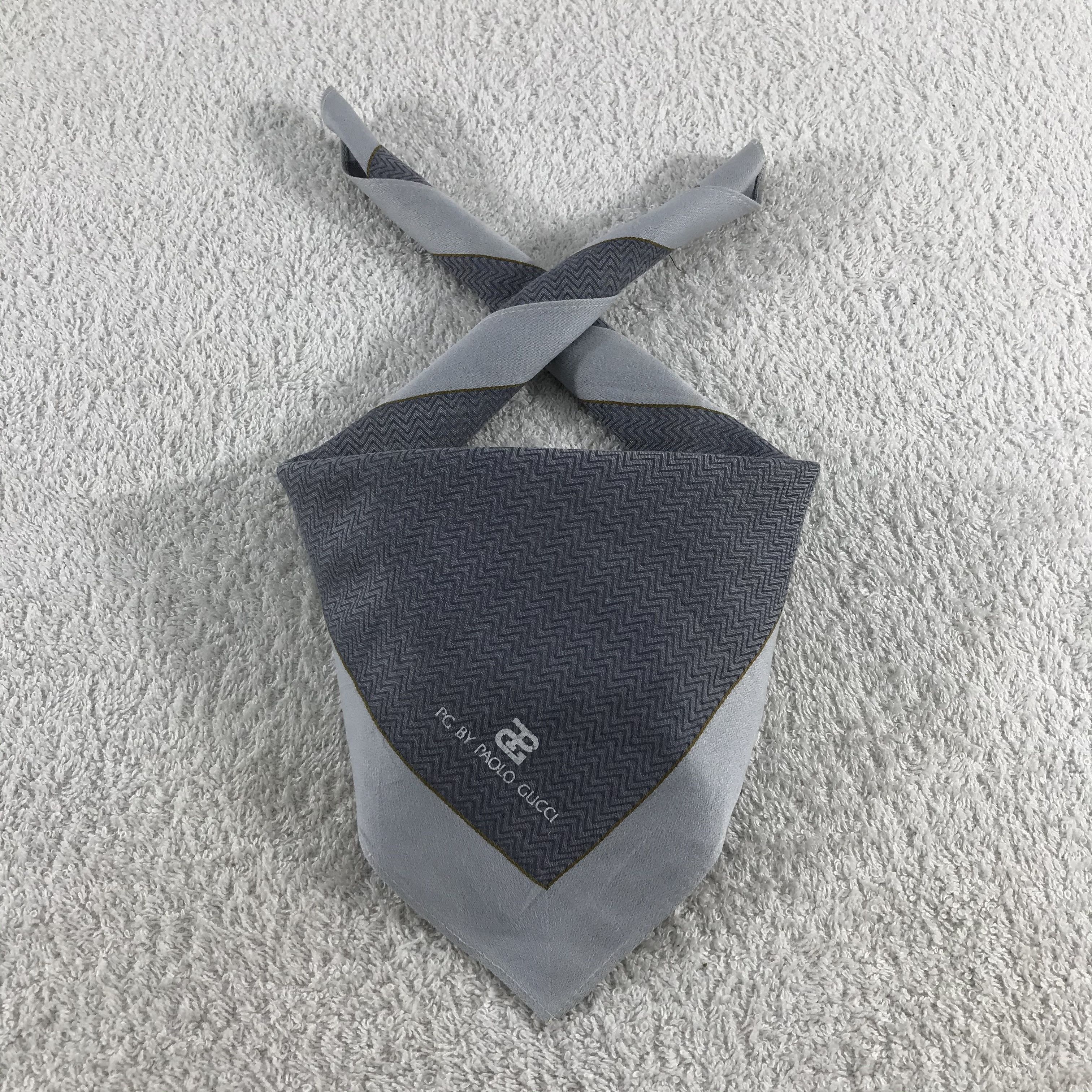 Paolo Gucci × Vintage Paolo Gucci Bandana / Handkerchief / Neckerchief - S074 Size ONE SIZE - 3 Thumbnail