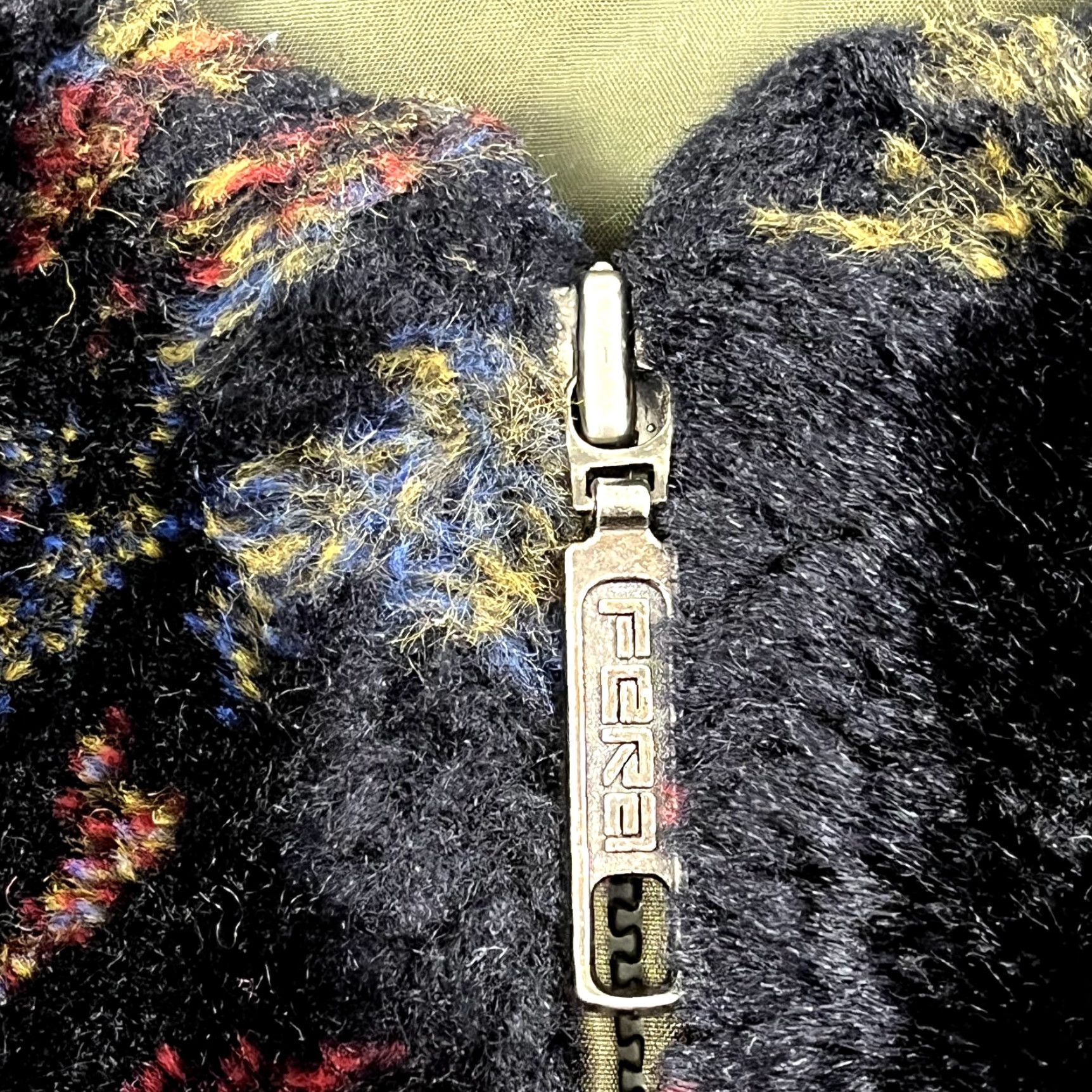 Vintage FERA Skiwear Vest Womens Size 8 S/M Cropped Faux Fur Fuzzy Black Floral Full Zip Vintage Womens Size M / US 6-8 / IT 42-44 - 7 Thumbnail
