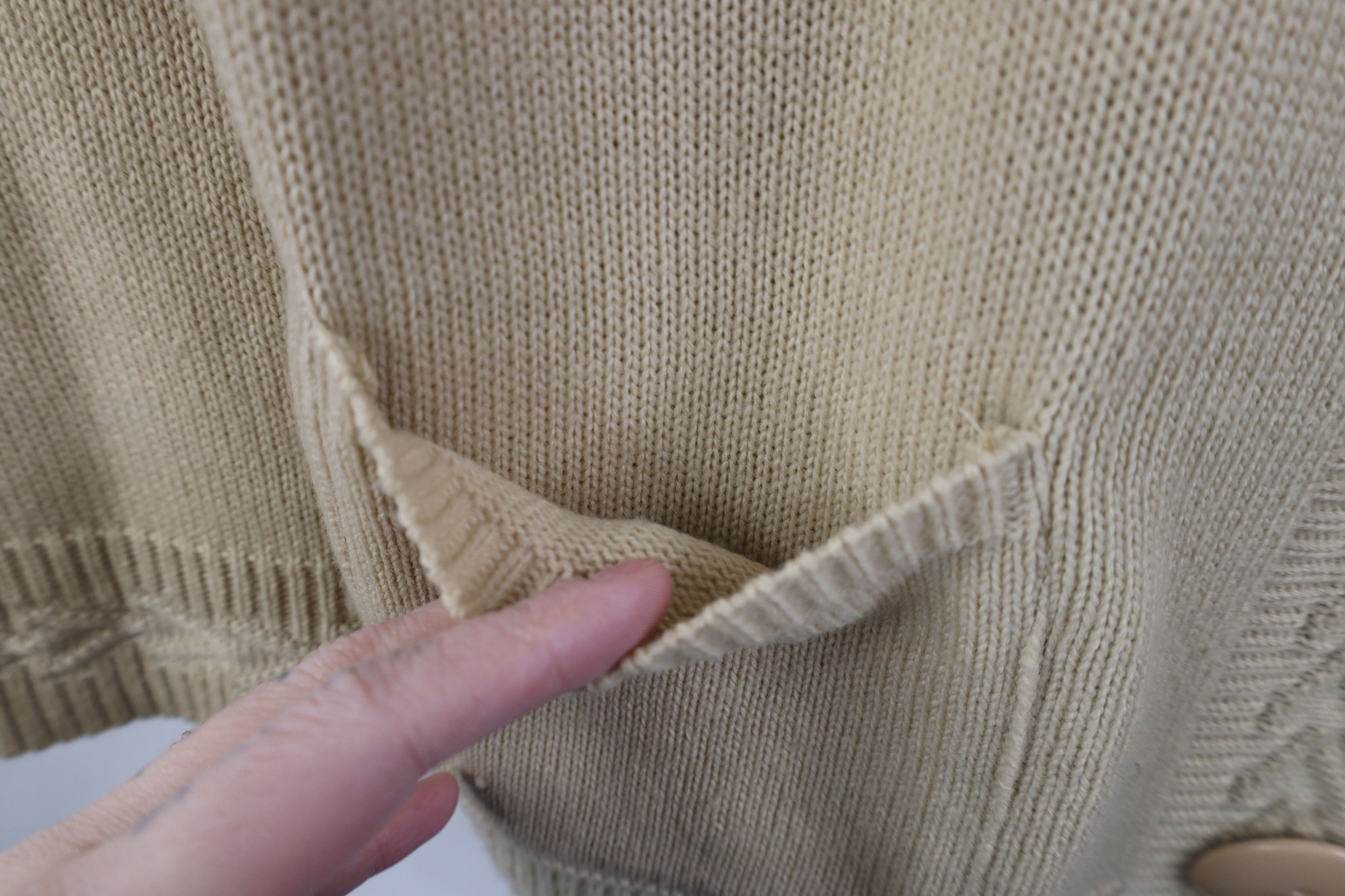 Vintage Vintage 90s Streetwear Knit Big Button Cardigan Sweater US Size L / US 10 / IT 46 - 5 Thumbnail
