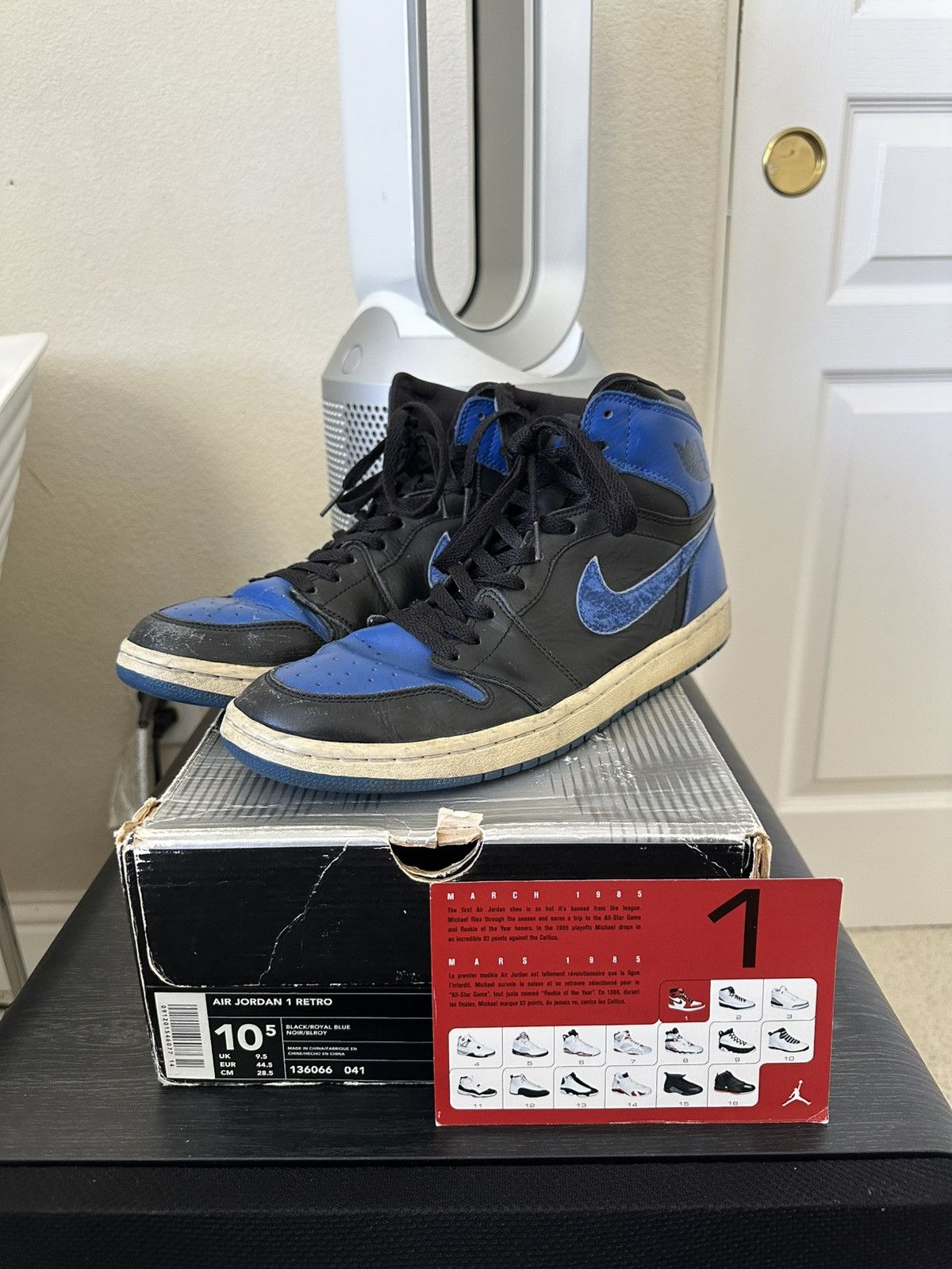 Jordan Brand × Nike 2001 Nike Air Jordan Royal 1’s Size US 10.5 / EU 43-44 - 1 Thumbnail