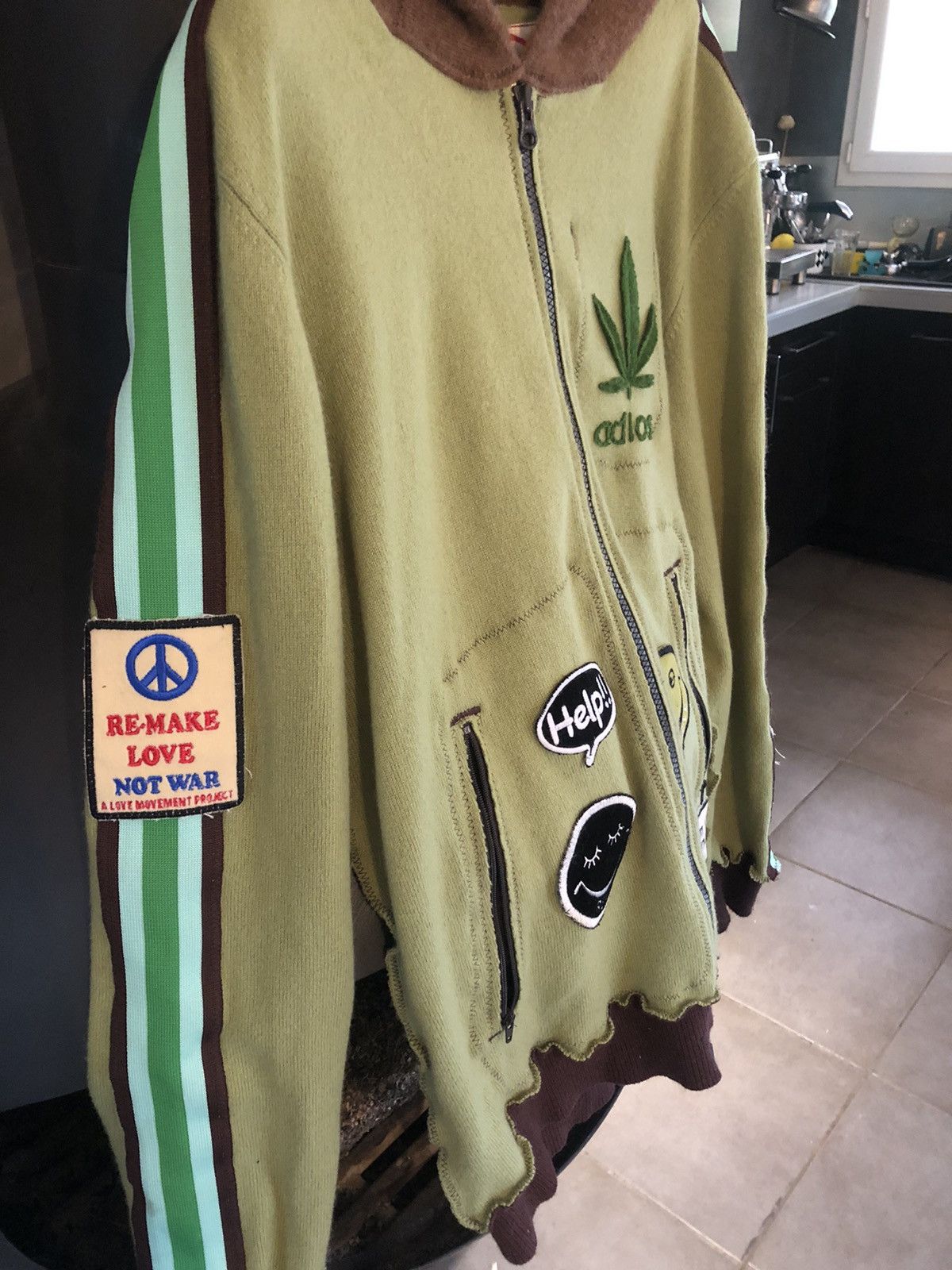 Vintage A love movement cachemire Size US S / EU 44-46 / 1 - 3 Thumbnail