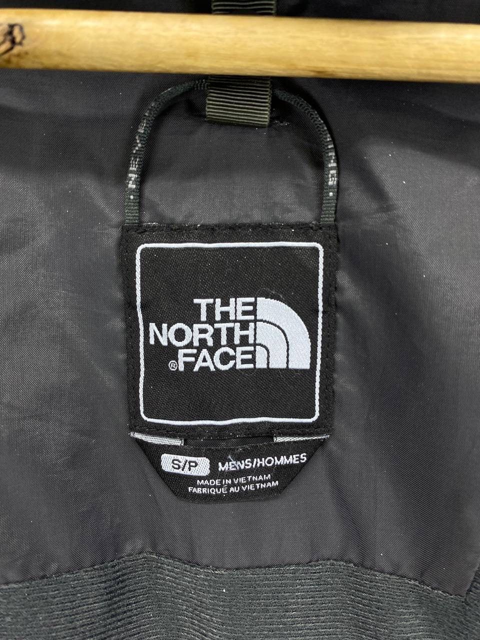The North Face Vintage The North Face HyVent Light Jacket Size US S / EU 44-46 / 1 - 8 Thumbnail