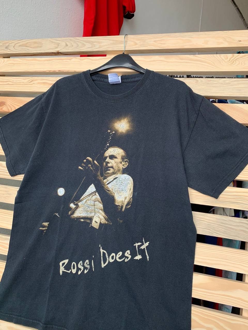 Band Tees × Vintage Vintage Status Quo Rossi Does It Faded T- Shirt Size US M / EU 48-50 / 2 - 3 Thumbnail