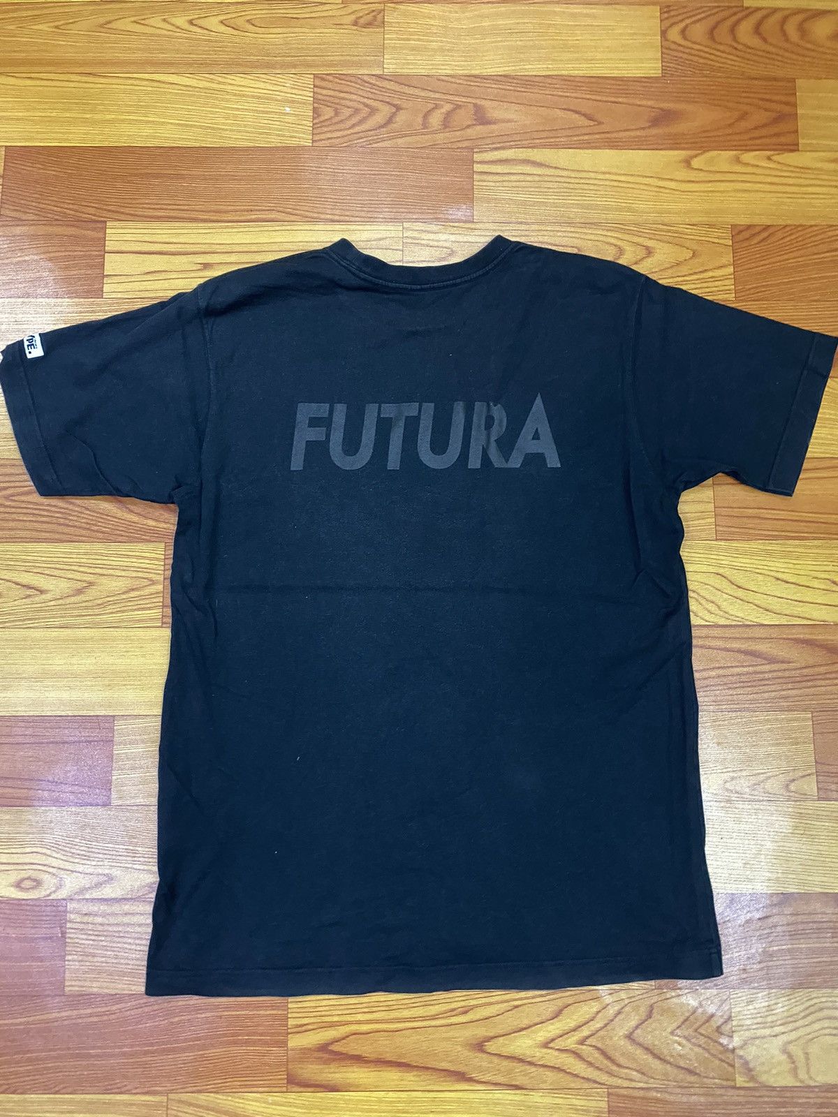 Futura × Japanese Brand Futura Spell Out x Uniqlo Tee Size US M / EU 48-50 / 2 - 7 Thumbnail