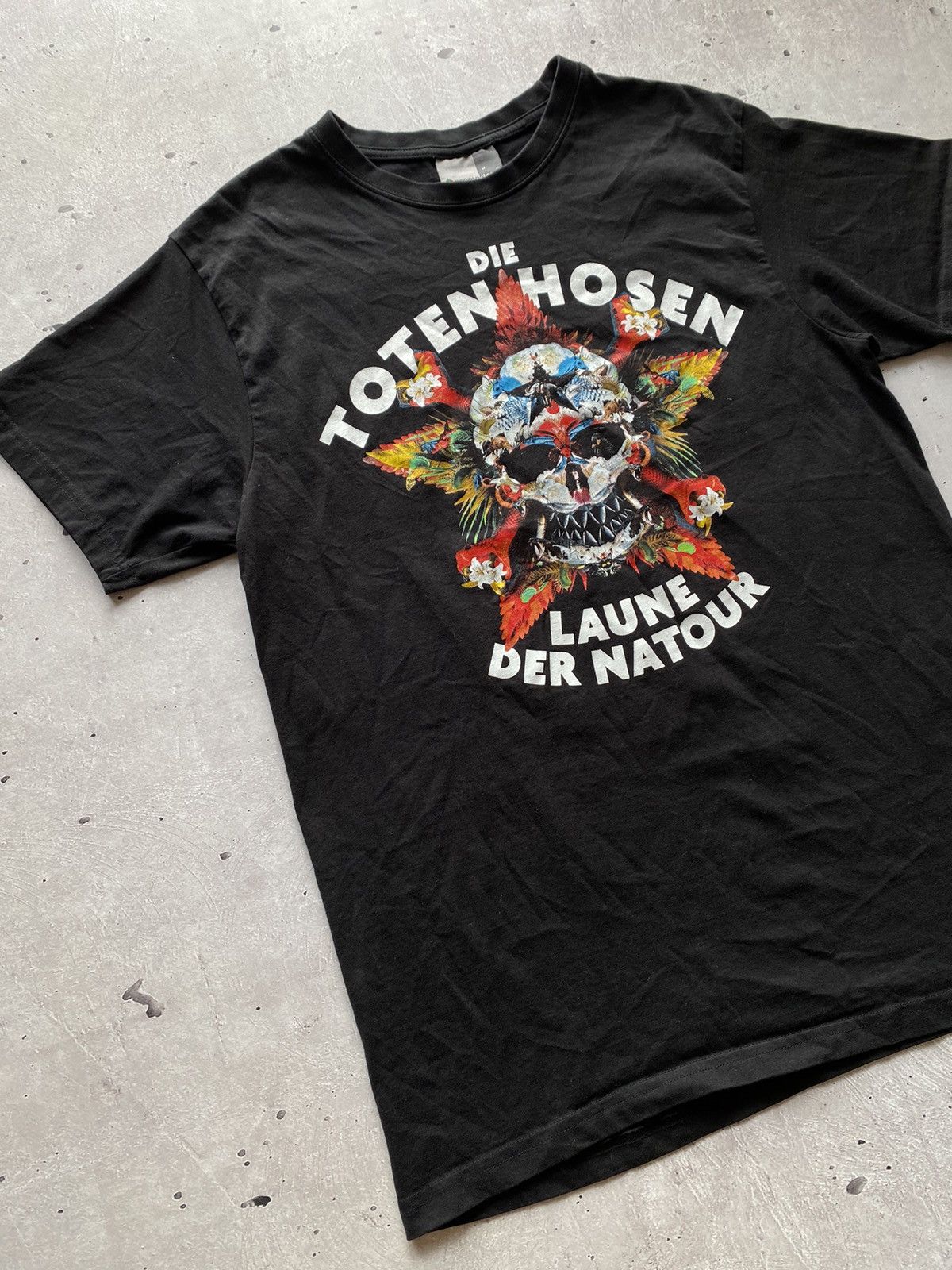 Band Tees Rare Die Toten Hosen LAUNEDER NATOUR'17 Tour T shirt Retro Size US M / EU 48-50 / 2 - 1 Thumbnail