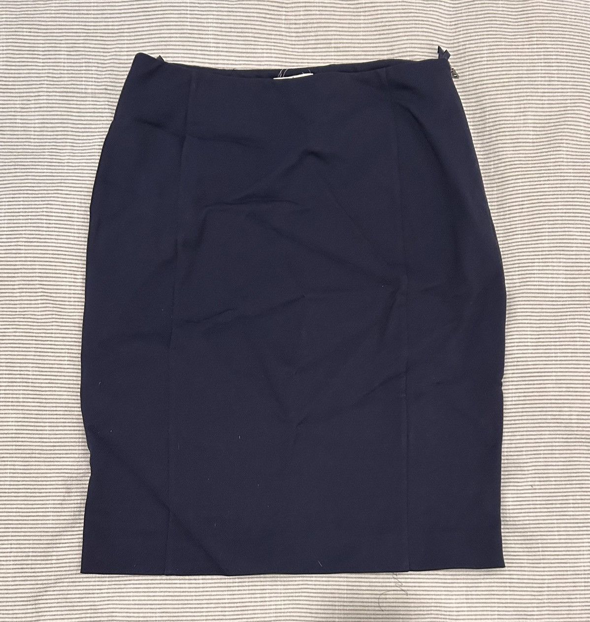 Prada Vintage Prada Navy Skirt Size 28" / US 6 / IT 42 - 1 Thumbnail