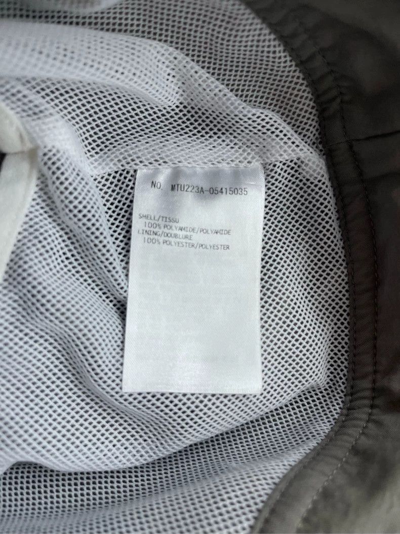 Thom Browne Thom browne Size 0 Gray four-striped nylon shorts 2504-Nex Size US 29 - 6 Thumbnail