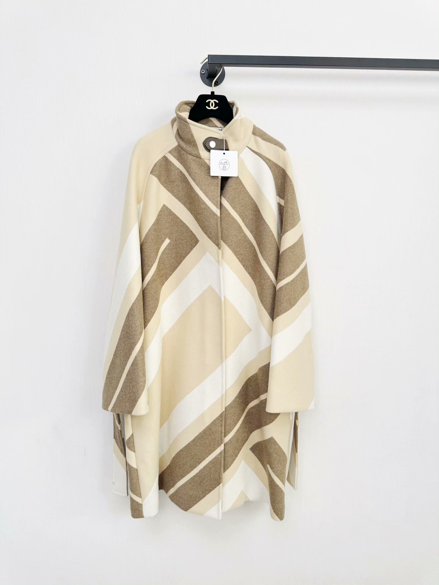 Hermes Hermes New Tag Wool Coat Size S / US 4 / IT 40 - 1 Thumbnail