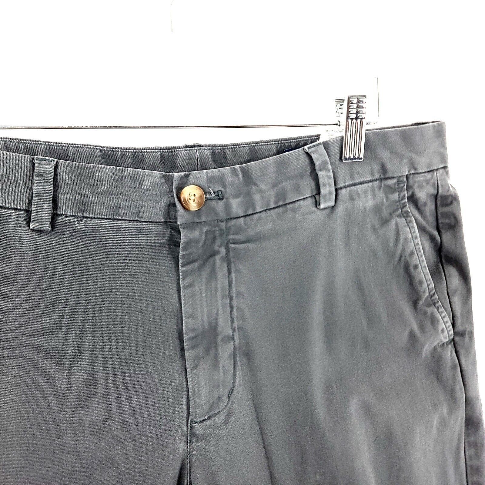 Vineyard Vines DAMAGED Vineyard Vines Cotton Gray Gray Mid Rise Chino Pants Size US 33 - 4 Thumbnail