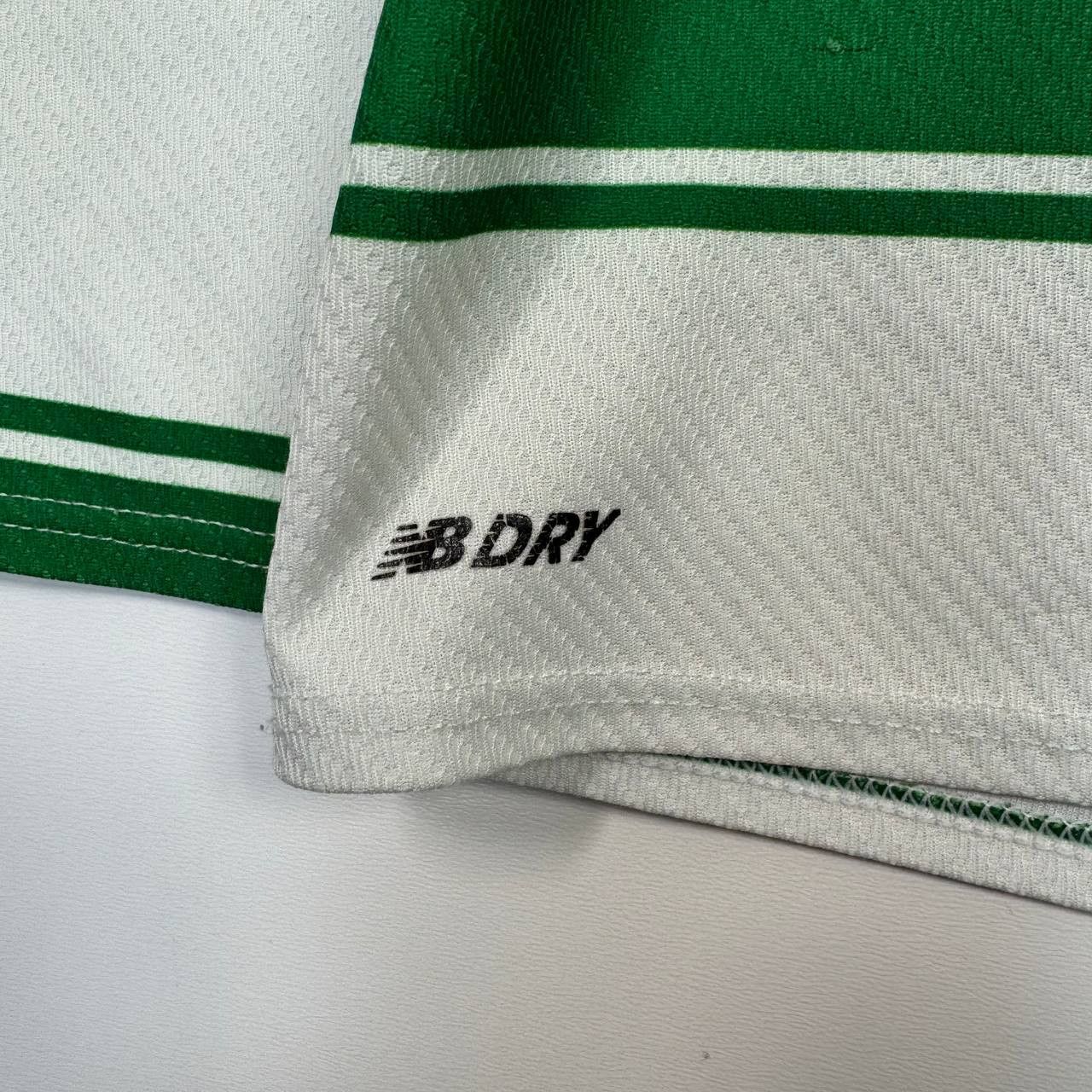 New Balance New Balance Celtic 2015-16 FC Home Shirt Long Sleeve Size S Size US S / EU 44-46 / 1 - 4 Thumbnail