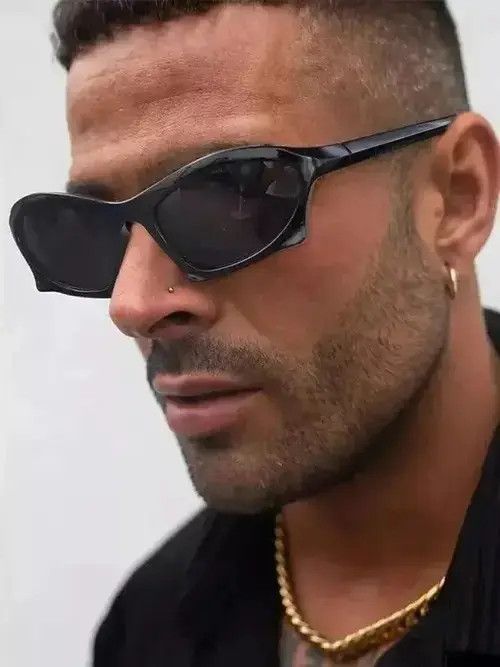 Other Kurt Cobain Alien Sunglasses Punk Grunge 2000s Look Size ONE SIZE - 4 Thumbnail