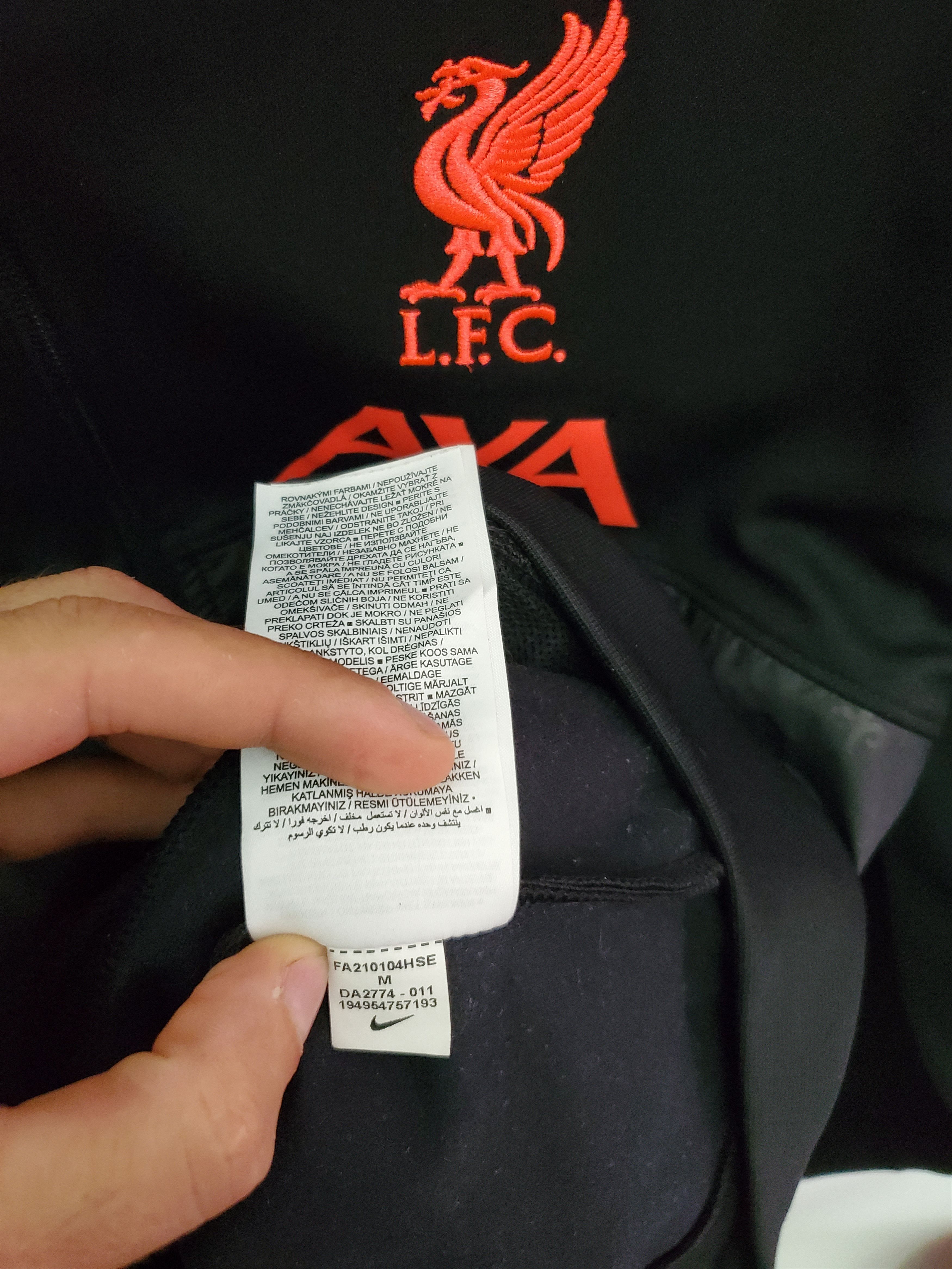 Nike Liverpool FC Jacket Full Zip Soccer Track perfect condition Size US M / EU 48-50 / 2 - 4 Thumbnail