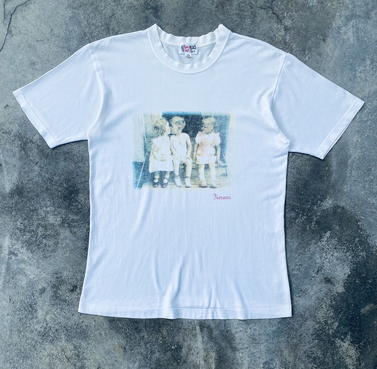 Fiorucci Vintage 90s Fiorucci Baby Kiss Art Distressed Tees Size US M / EU 48-50 / 2 - 1 Thumbnail