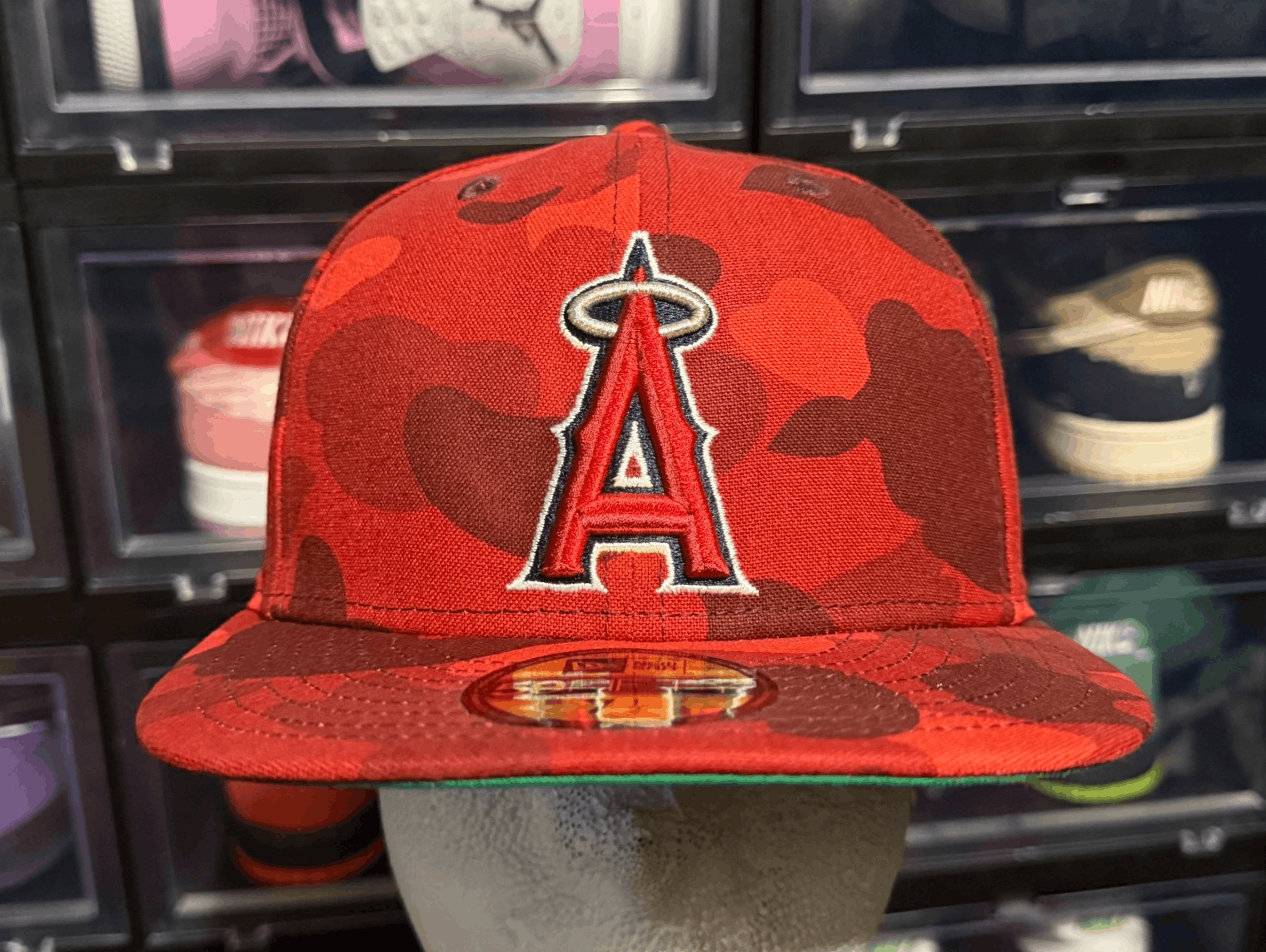 Bape BAPE x MLB New Era 59Fifty Fitted Cap Angels Camo Red 7 1/2 Size ONE SIZE - 2 Thumbnail
