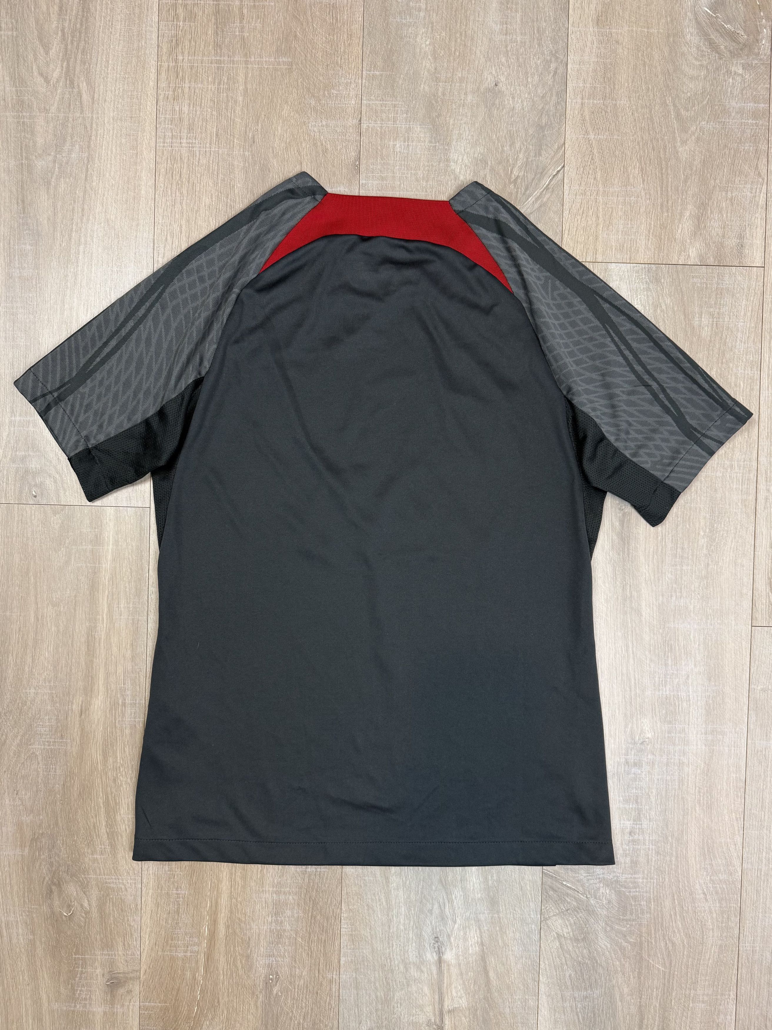 Nike Nike FC Liverpool Training Kit Football Soccer Jersey Size US S / EU 44-46 / 1 - 6 Thumbnail
