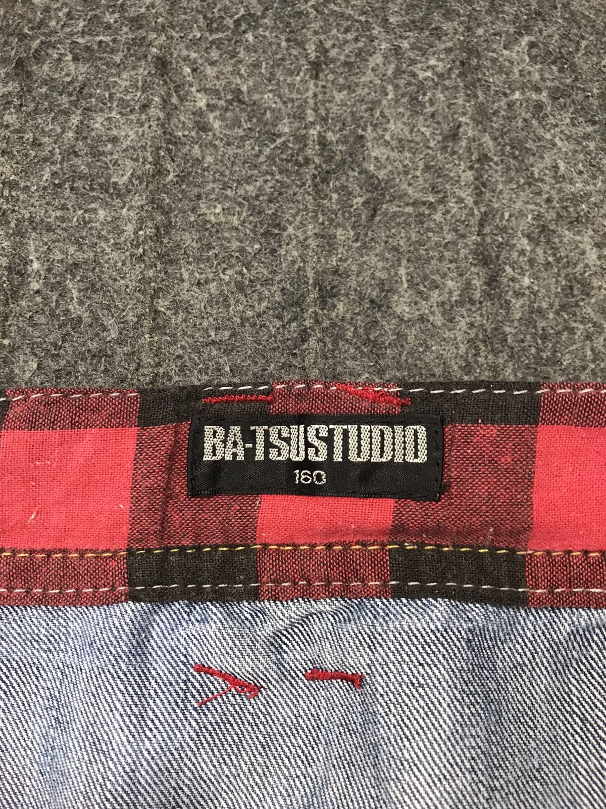 Japanese Brand Bat-su Studio Indigo Denim Back Chekered Printed Size US 28 / EU 44 - 9 Thumbnail