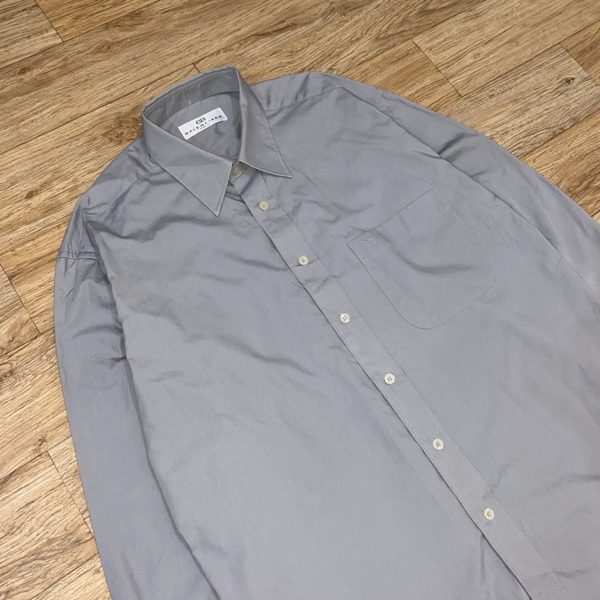 Balenciaga Balenciaga Gray Button Up LS Shirt Size US XL / EU 56 / 4 - 2 Thumbnail