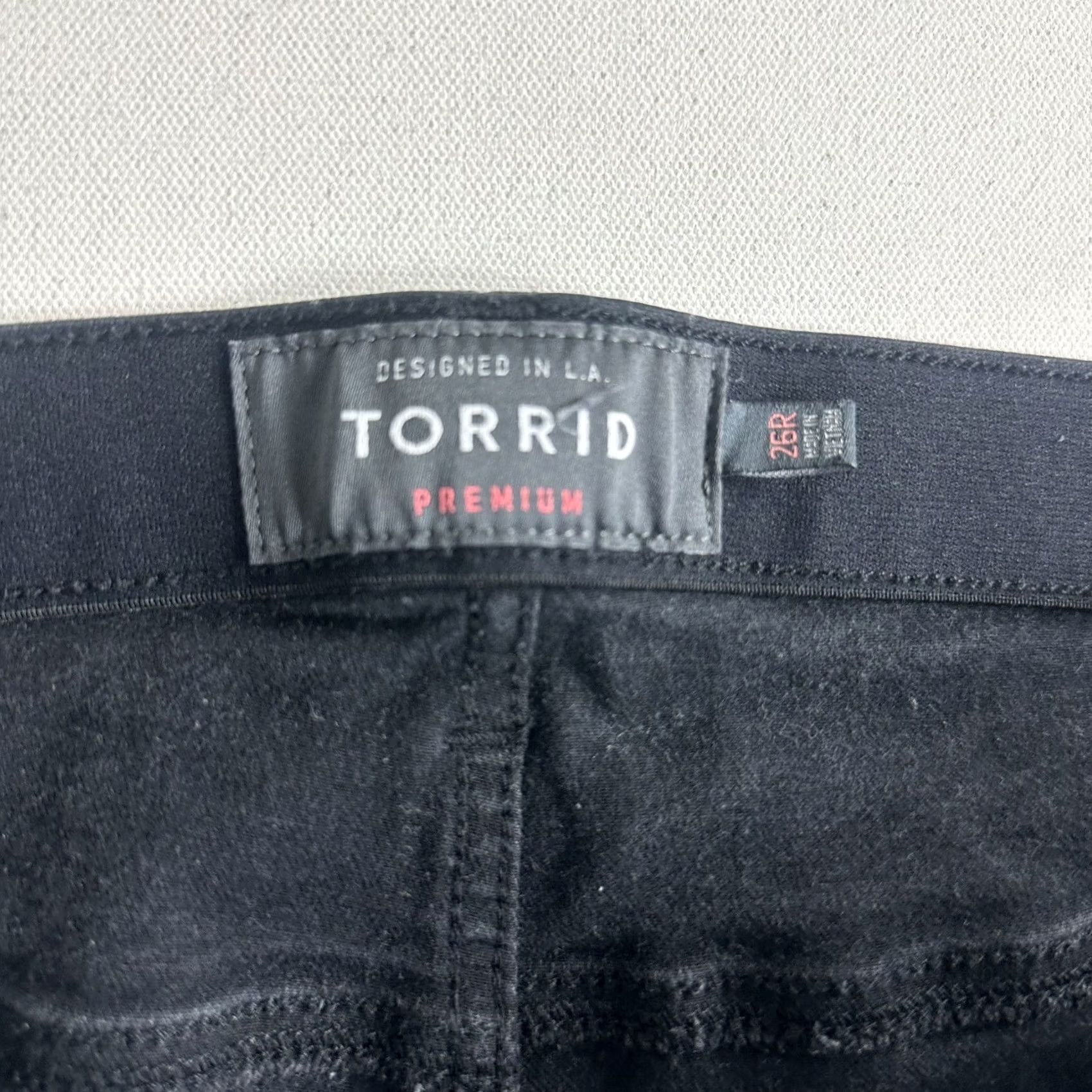Torrid Torrid Jeans Skinny Black Stretch 26R 26.5" Inseam 5-Pocket High Rise Women Plus Size Regular Vintage: No Size 26" / US 2 / IT 38 - 7 Thumbnail