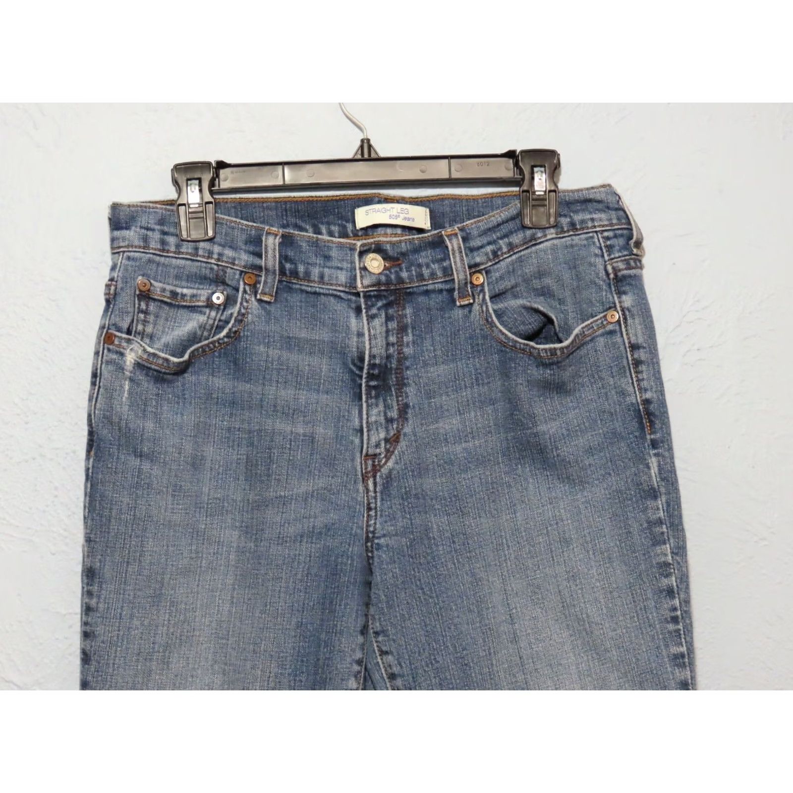 Levi's Levi's 505 Jeans Women Short 10 31x30 Blue Denim Straight Mid Wash Regular Rise Pants Size 32" / US 10 / IT 46 - 3 Thumbnail