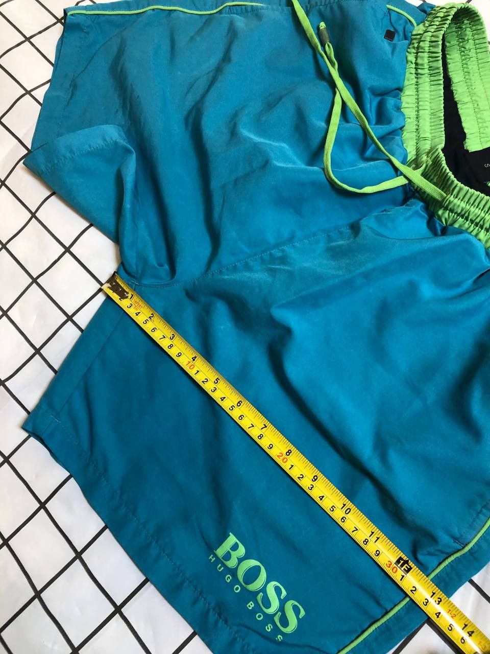 Hugo Boss Vintage Hugo Boss Y2K Logo Streetwear Shorts Size S Size US 30 / EU 46 - 9 Thumbnail