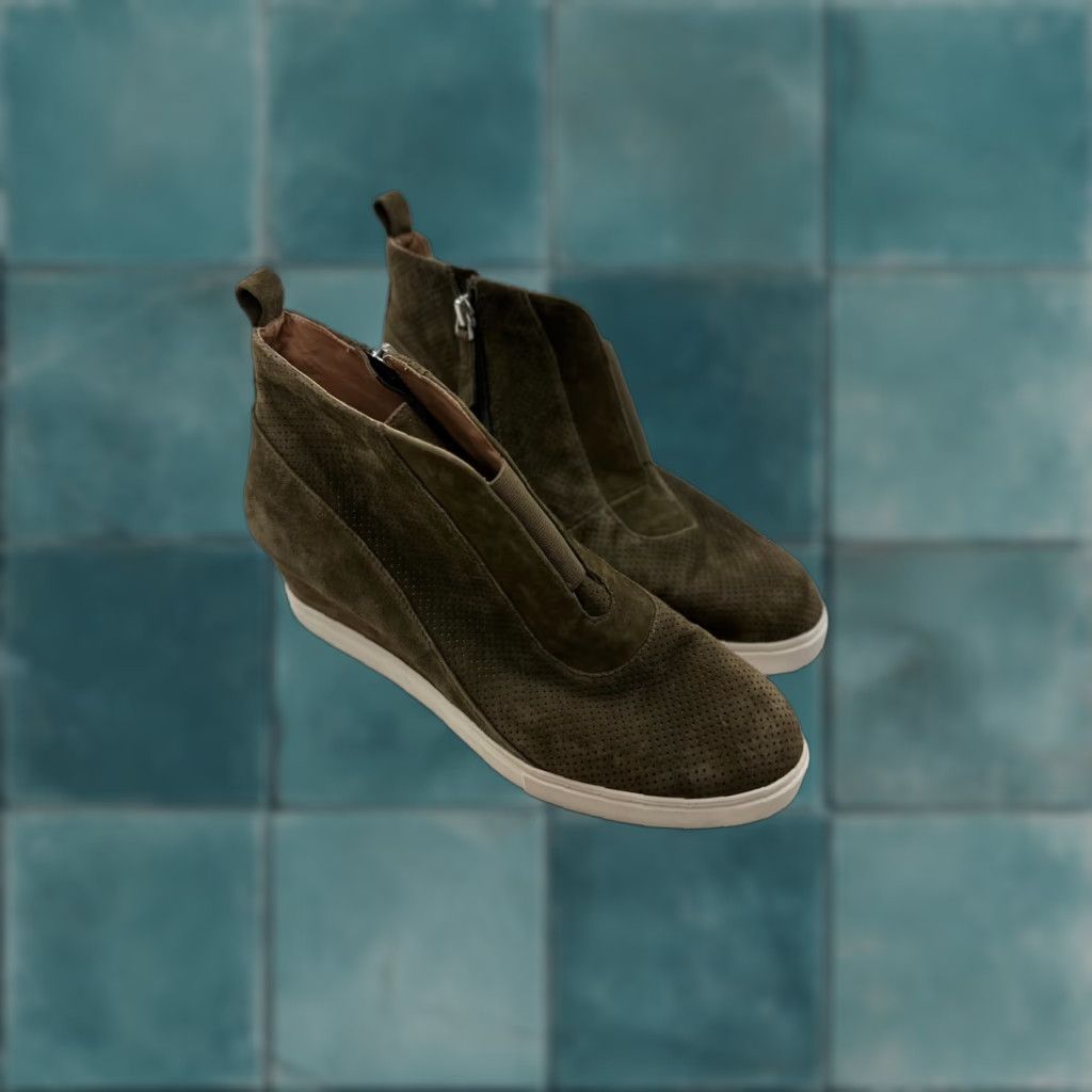 Vintage LINEA Paolo Felicia Wedge Sneakers Women's US 9M Green Suede Leather Ankle Zip Bootie Size US 9 / IT 39 - 1 Thumbnail