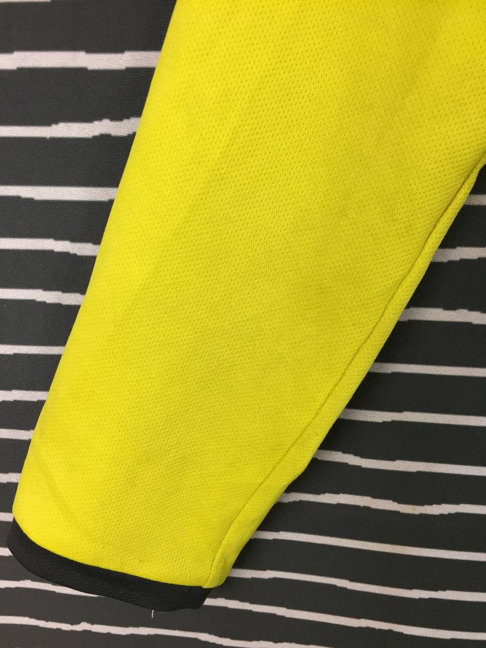 Japanese Brand Yonex Kashiwa Reysol J-League Long Sleeve Football Jersey Size US M / EU 48-50 / 2 - 13 Thumbnail