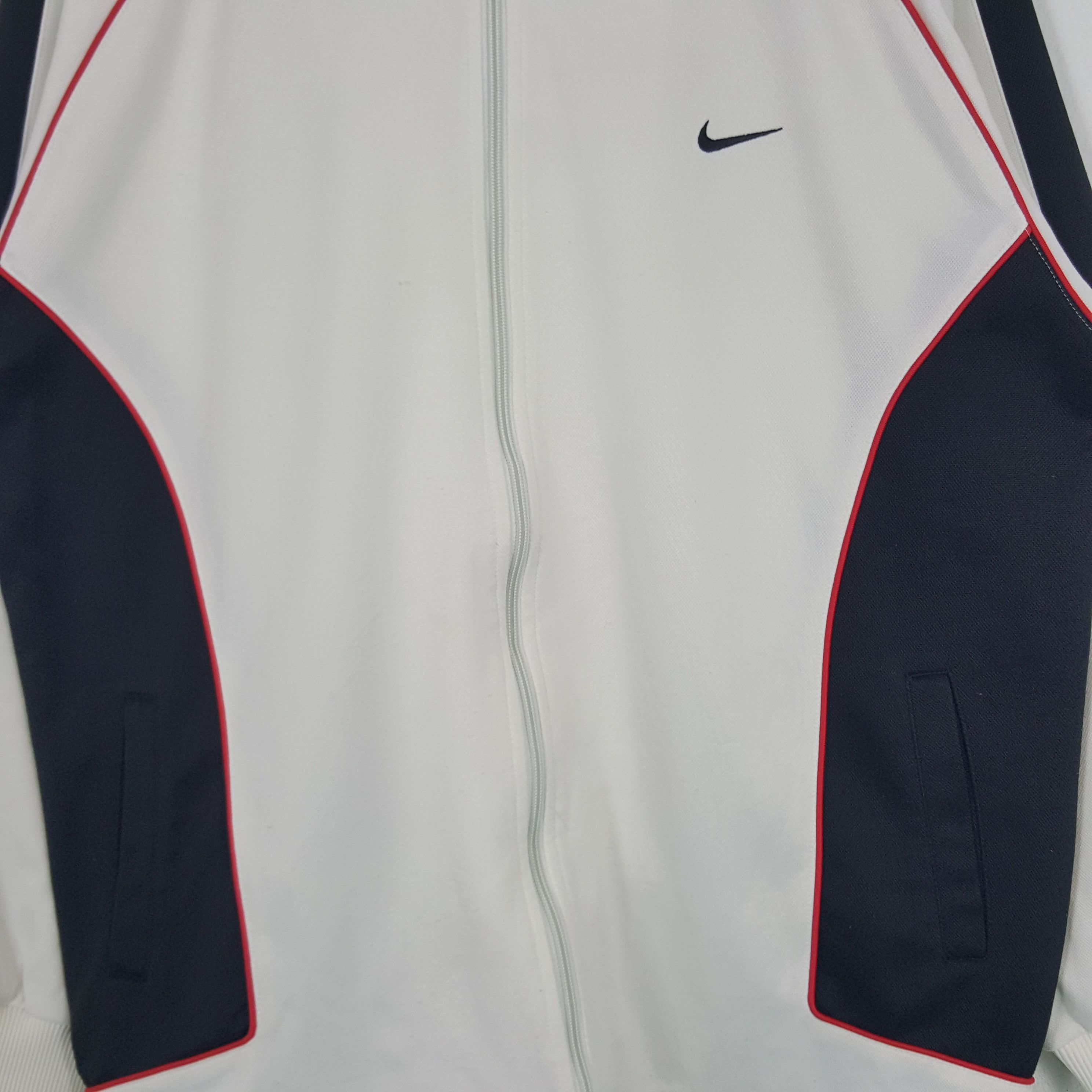 Nike × Vintage Vintage Nike Sports Style Center Swoosh Jacket Size US L / EU 52-54 / 3 - 4 Thumbnail