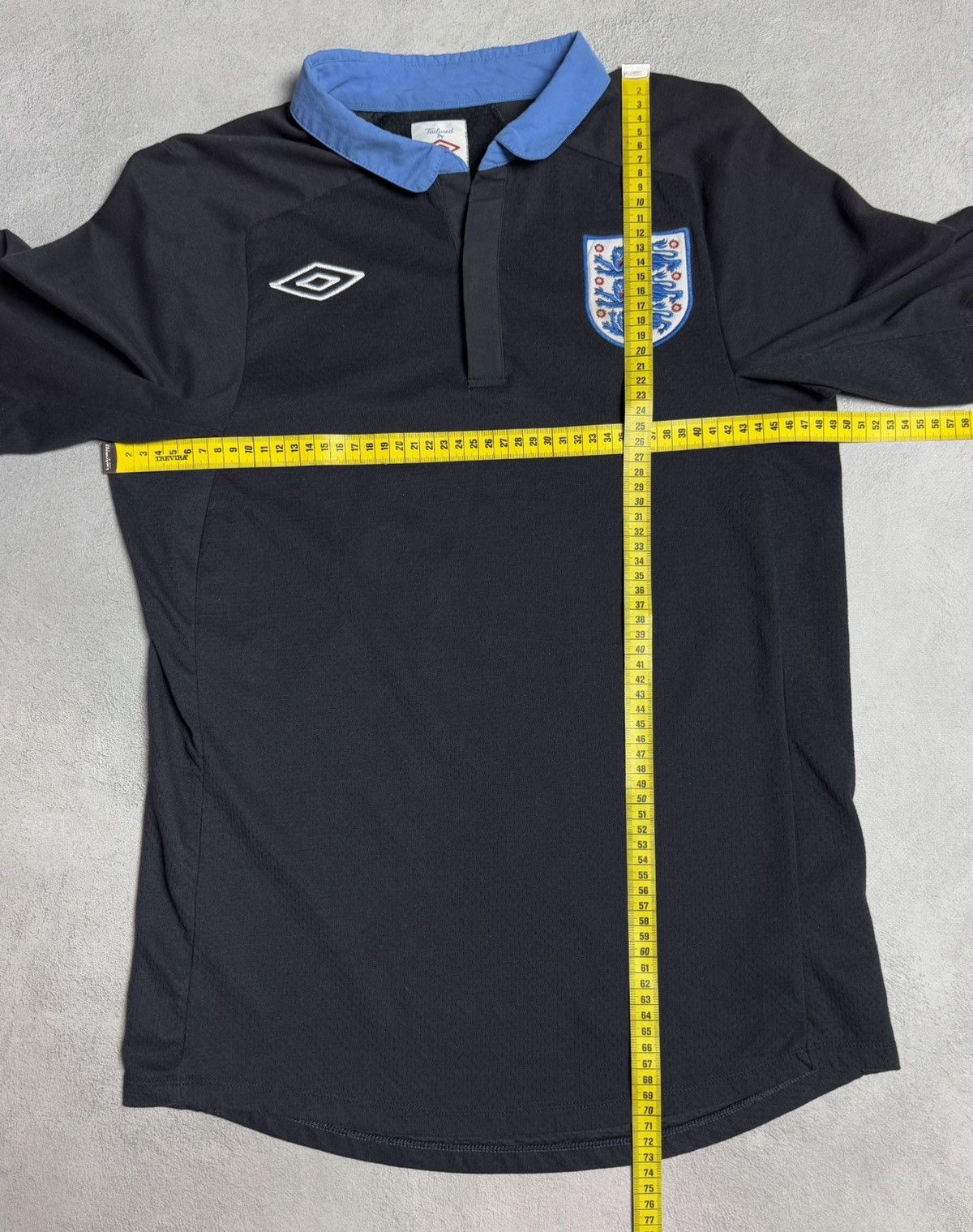 Umbro England 2010 2011 Away Football Shirt Soccer Jersey Umbro Size US S / EU 44-46 / 1 - 11 Thumbnail