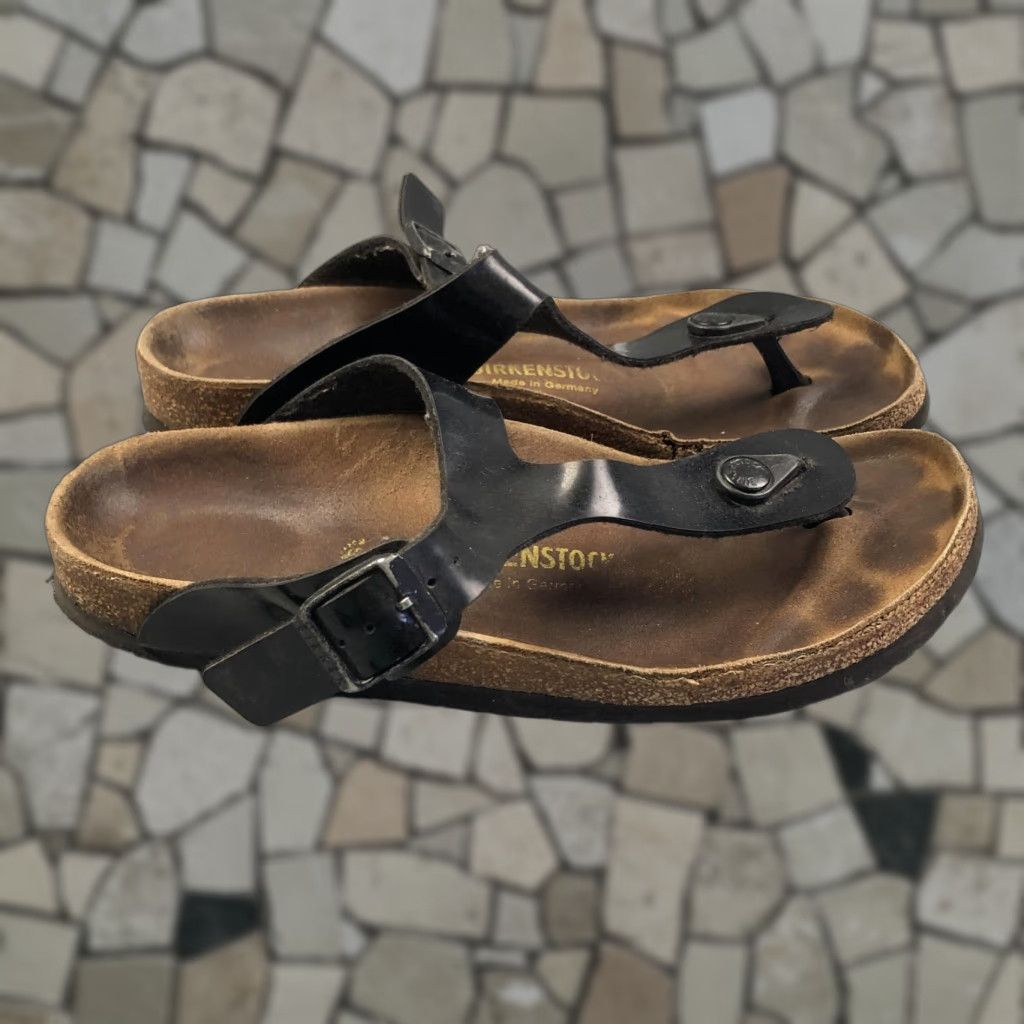 Birkenstock Birkenstock Gizeh Sandals Womens Size 39 Leather Cork Footed Made In Germany Size US 8 / IT 38 - 1 Thumbnail