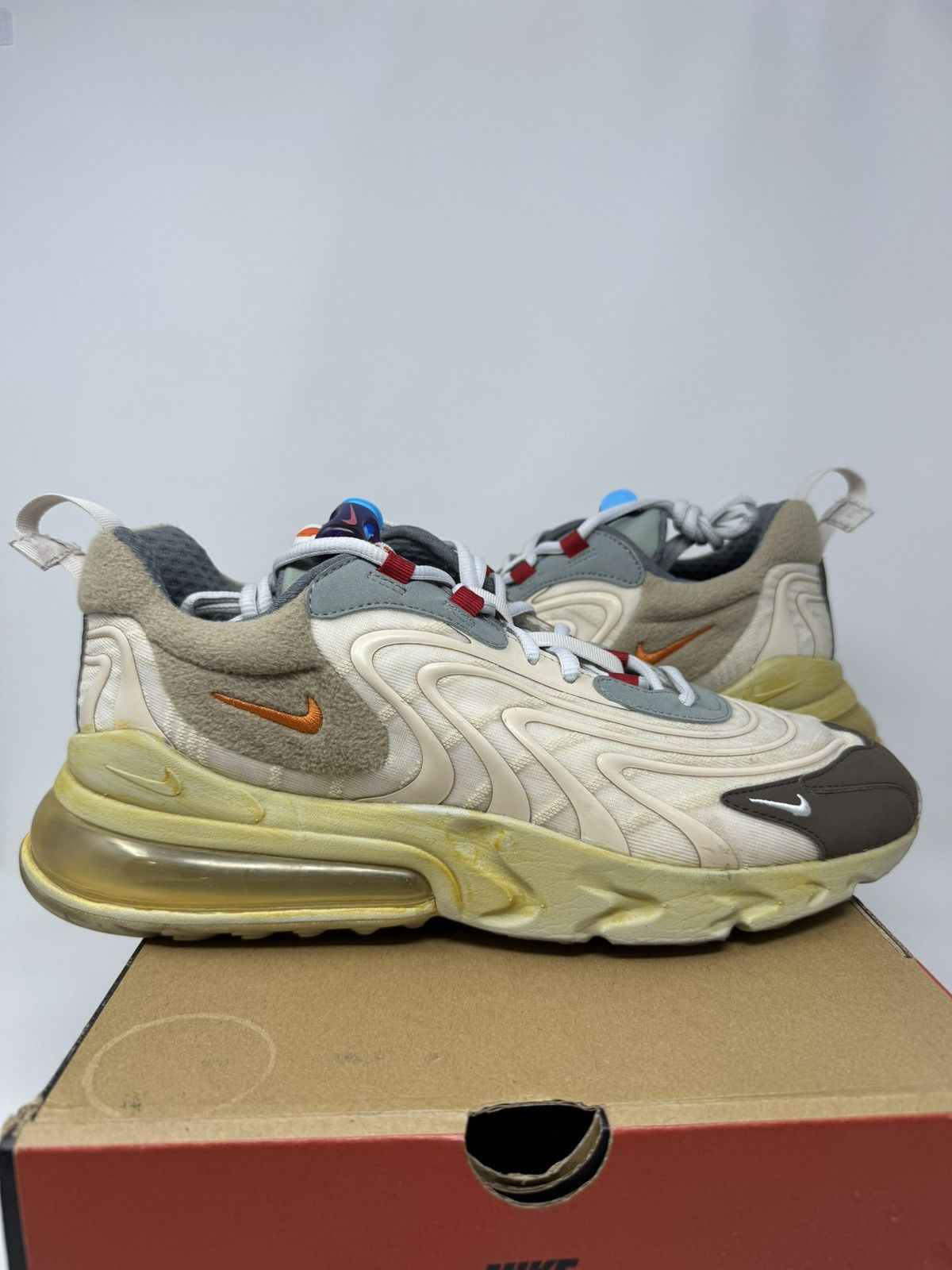 Nike Air Max 270 Travis Scott Cactus Trails Size US 11 / EU 44 - 2 Thumbnail