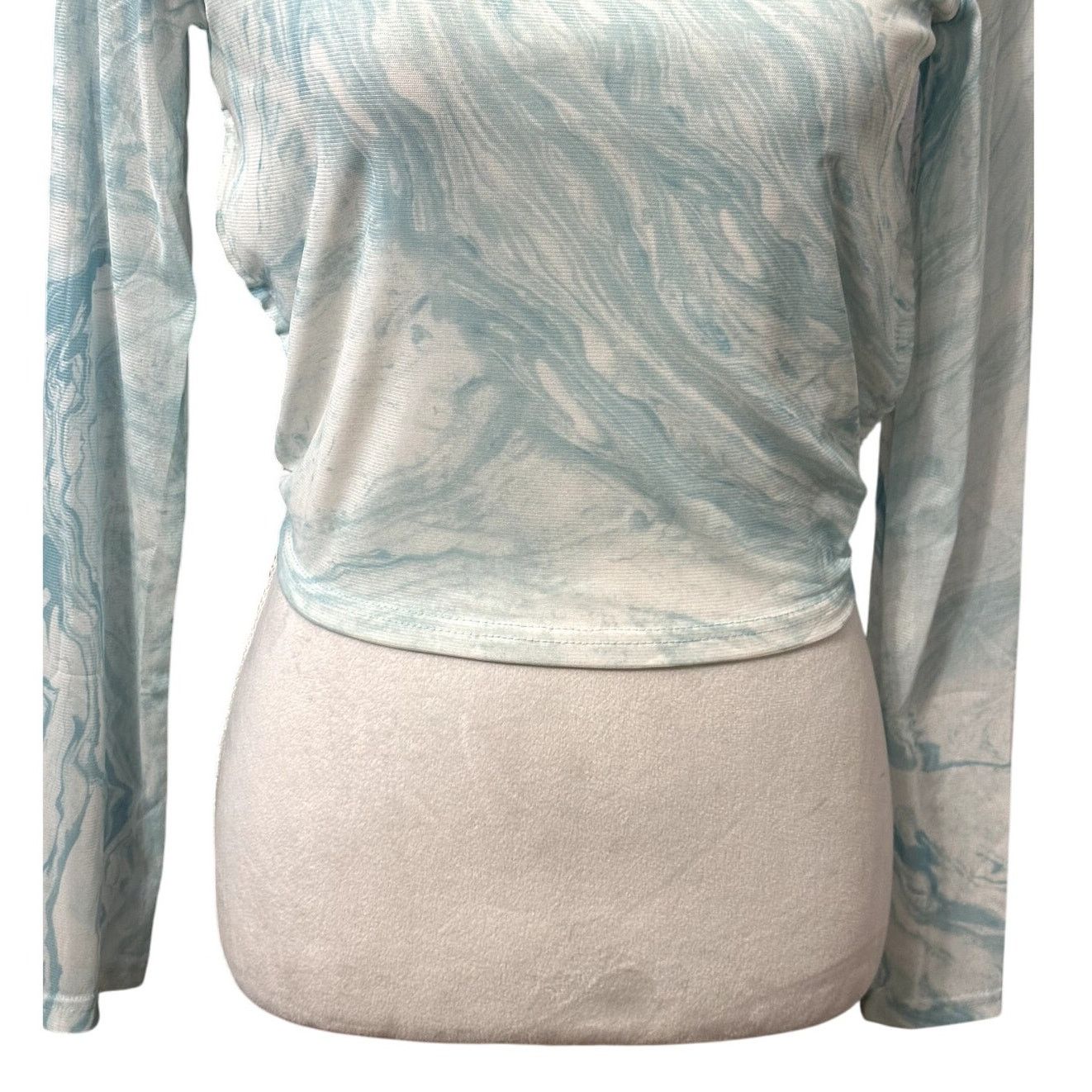 Other Elodie Tie Dye Top Long Sleeve Open Back Tie Blue L NWOT Size L / US 10 / IT 46 - 3 Thumbnail